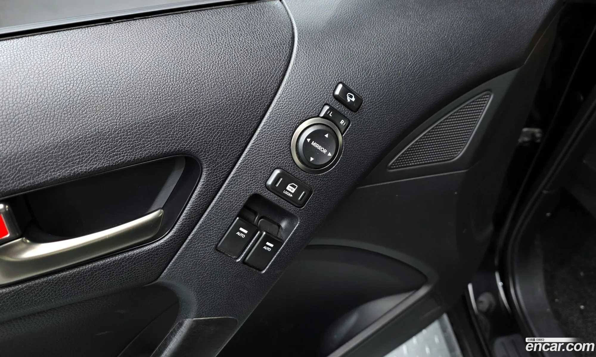Hyundai Genesis Coupe 2012 — 9