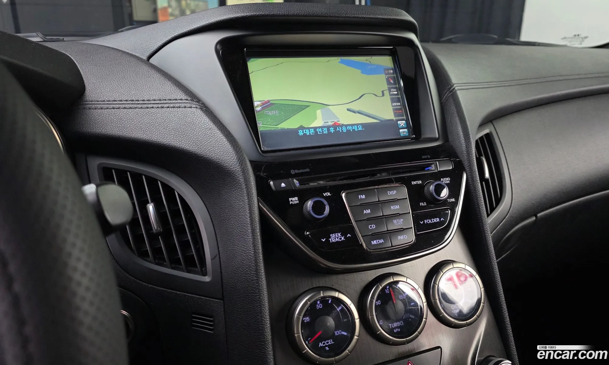 Hyundai Genesis Coupe 2012 — 12