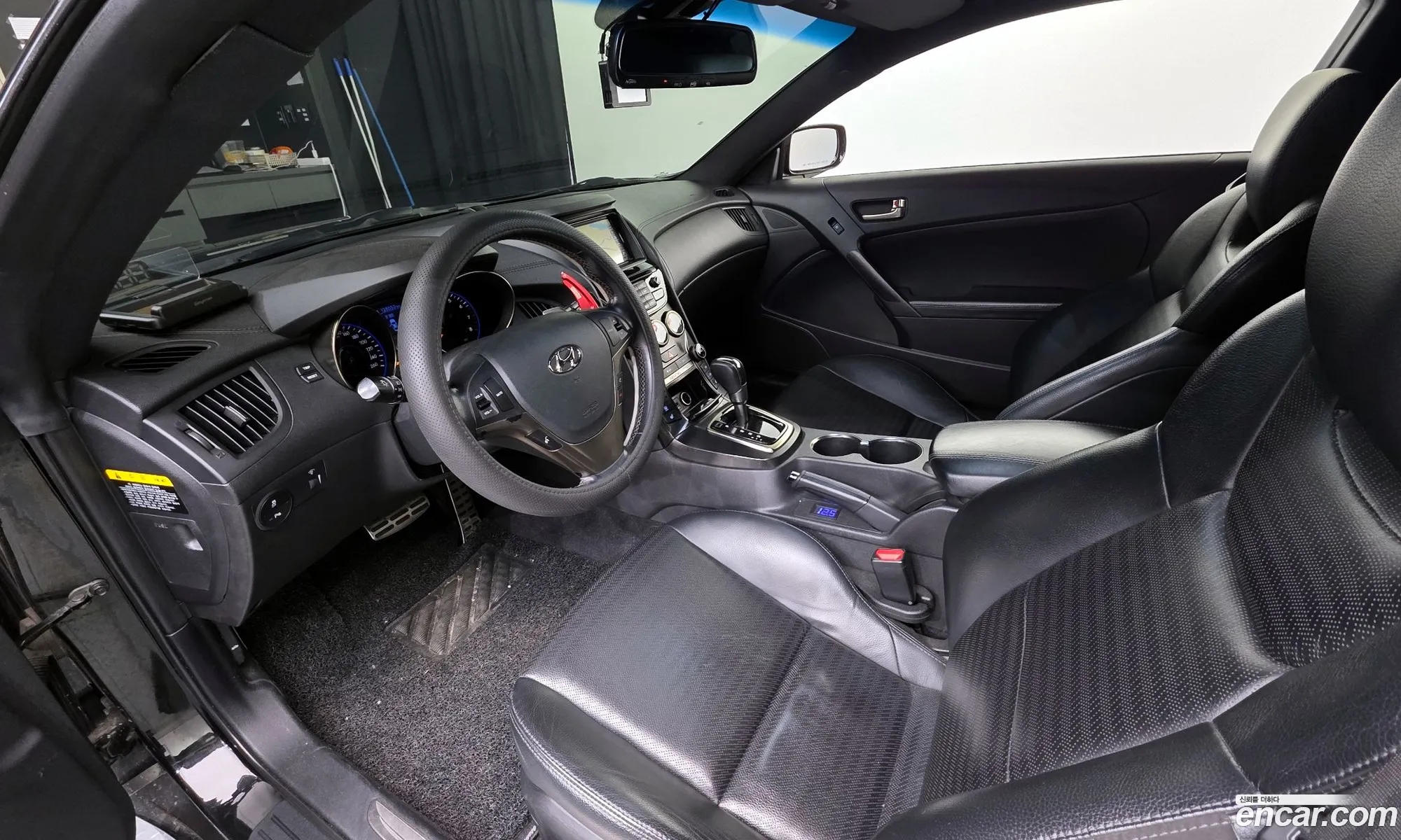 Hyundai Genesis Coupe 2012 — 15