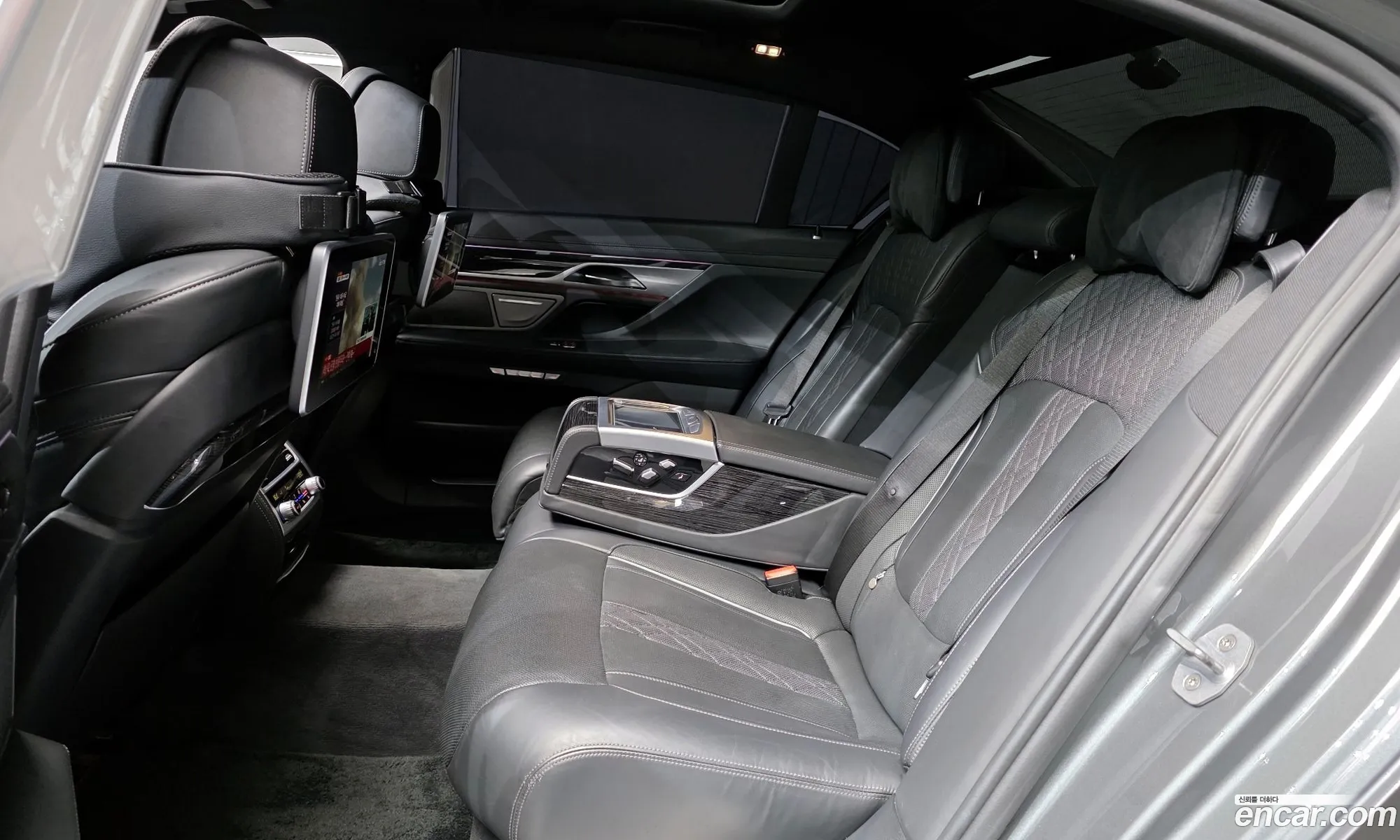 BMW 7 Series 2018 — 14