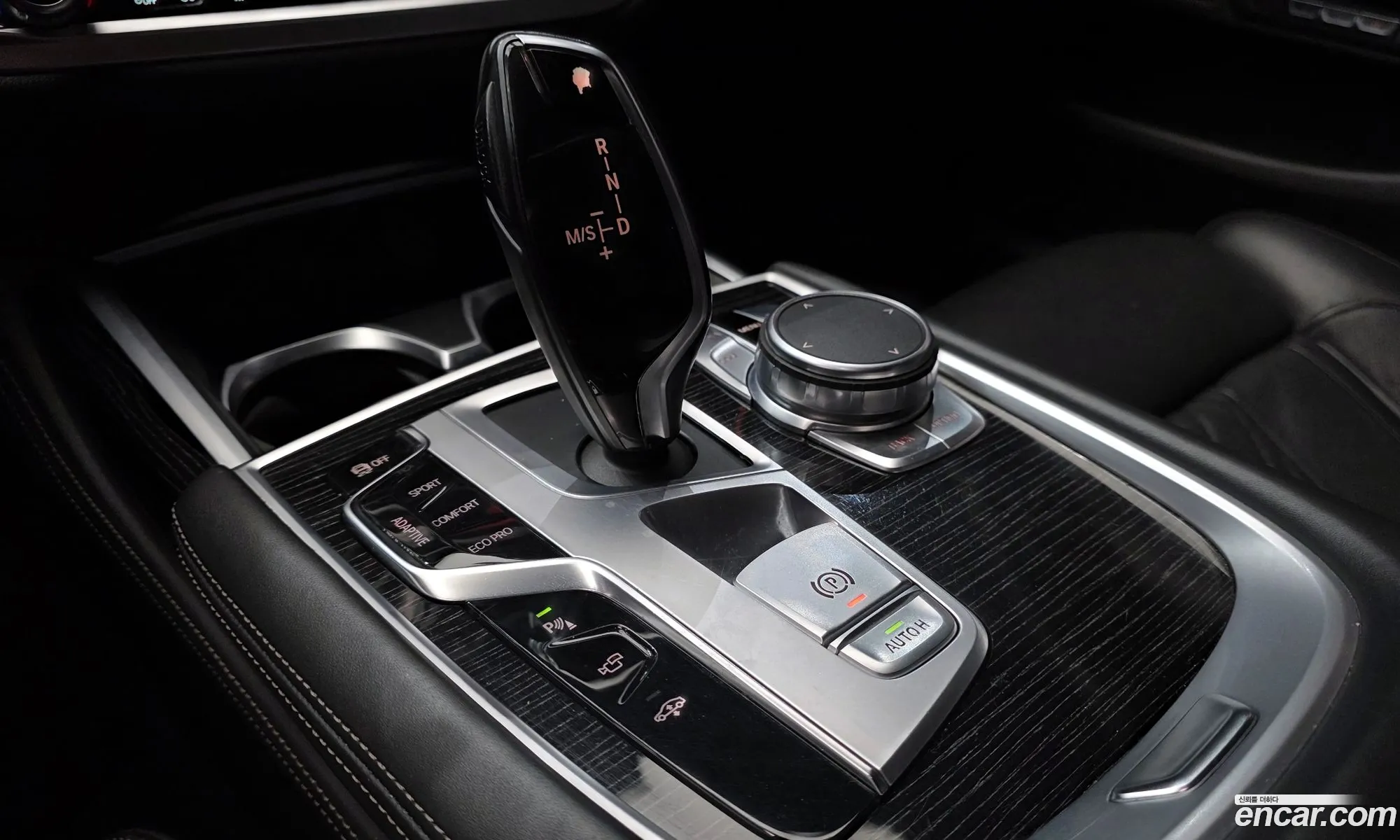 BMW 7 Series 2018 — 19