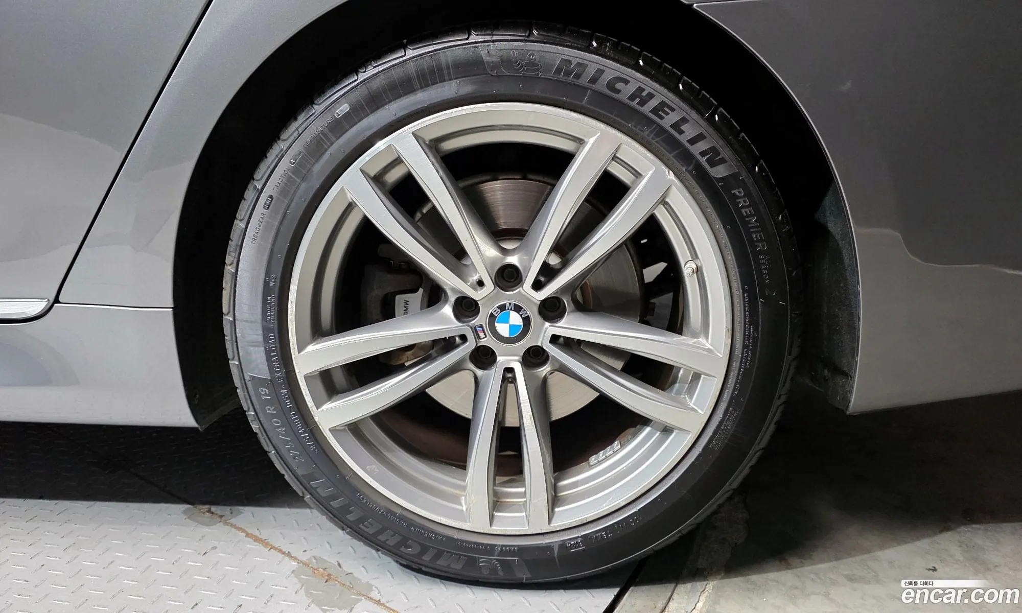 BMW 7 Series 2018 — 10