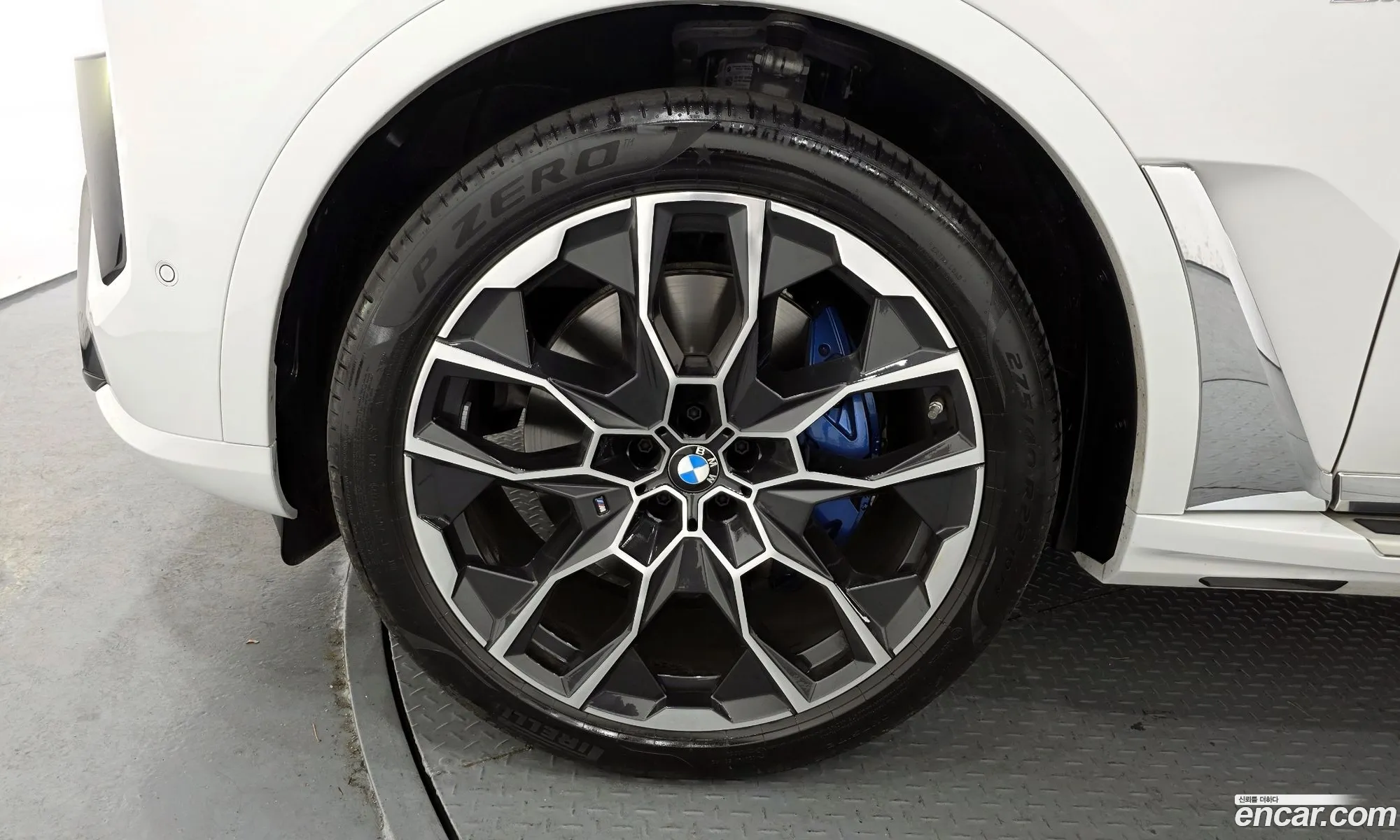 BMW X7 2025 WBA21EN03S9089635 — 16