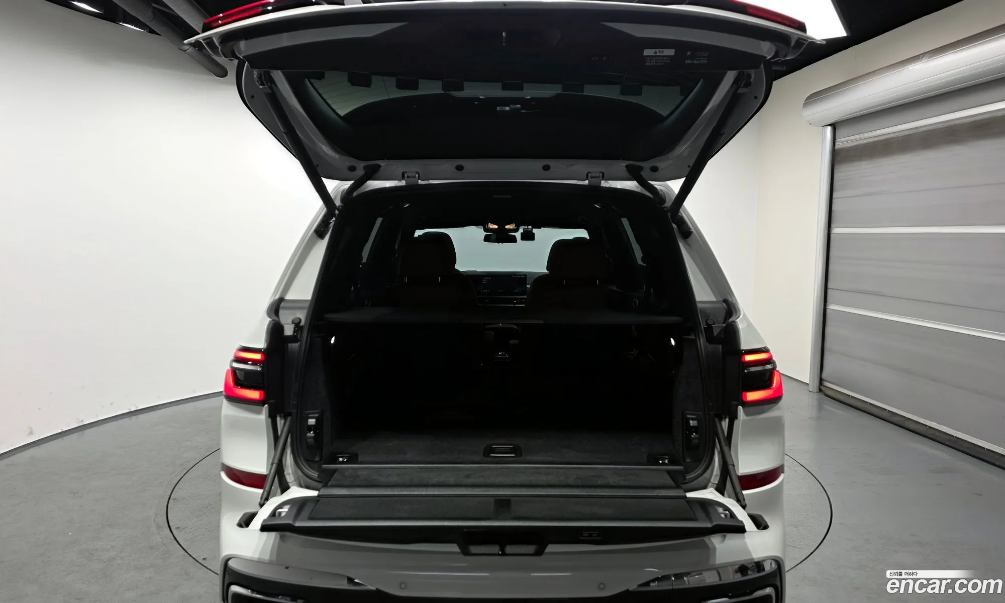 BMW X7 2025 WBA21EN03S9089635 — 7