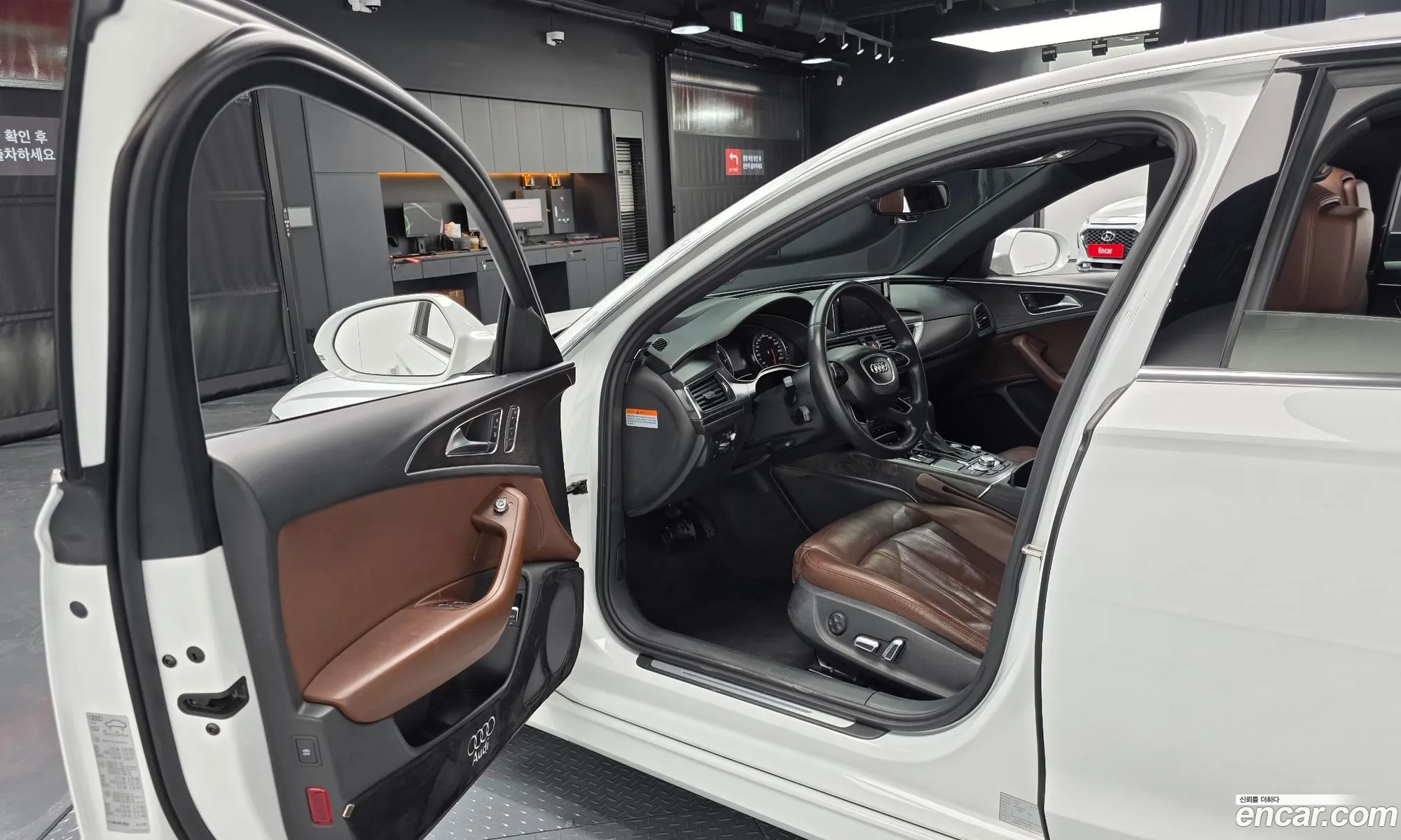 Audi A6 2018 WAUZZZ4G4JN133502 — 17