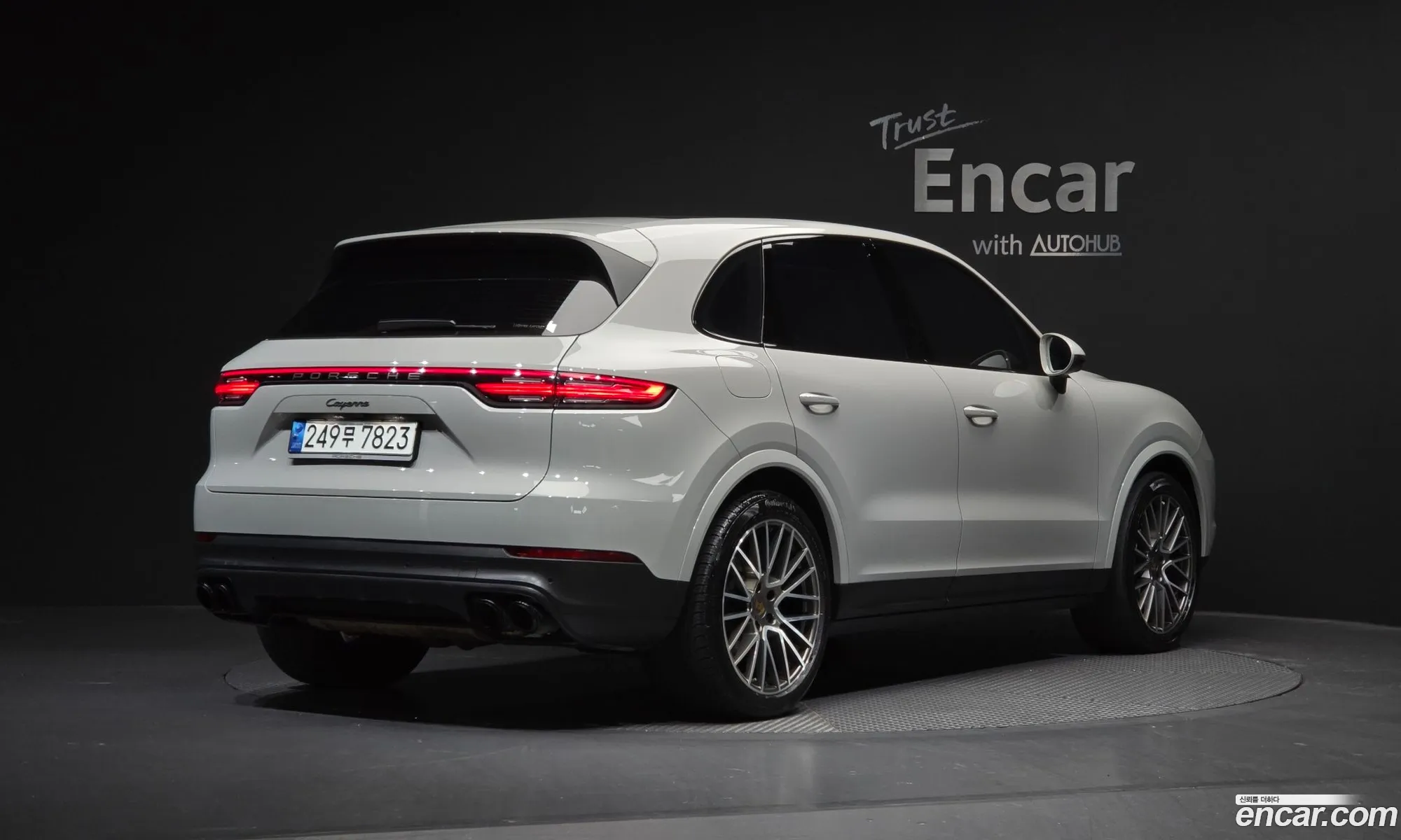 Porsche Cayenne 2023 — 10