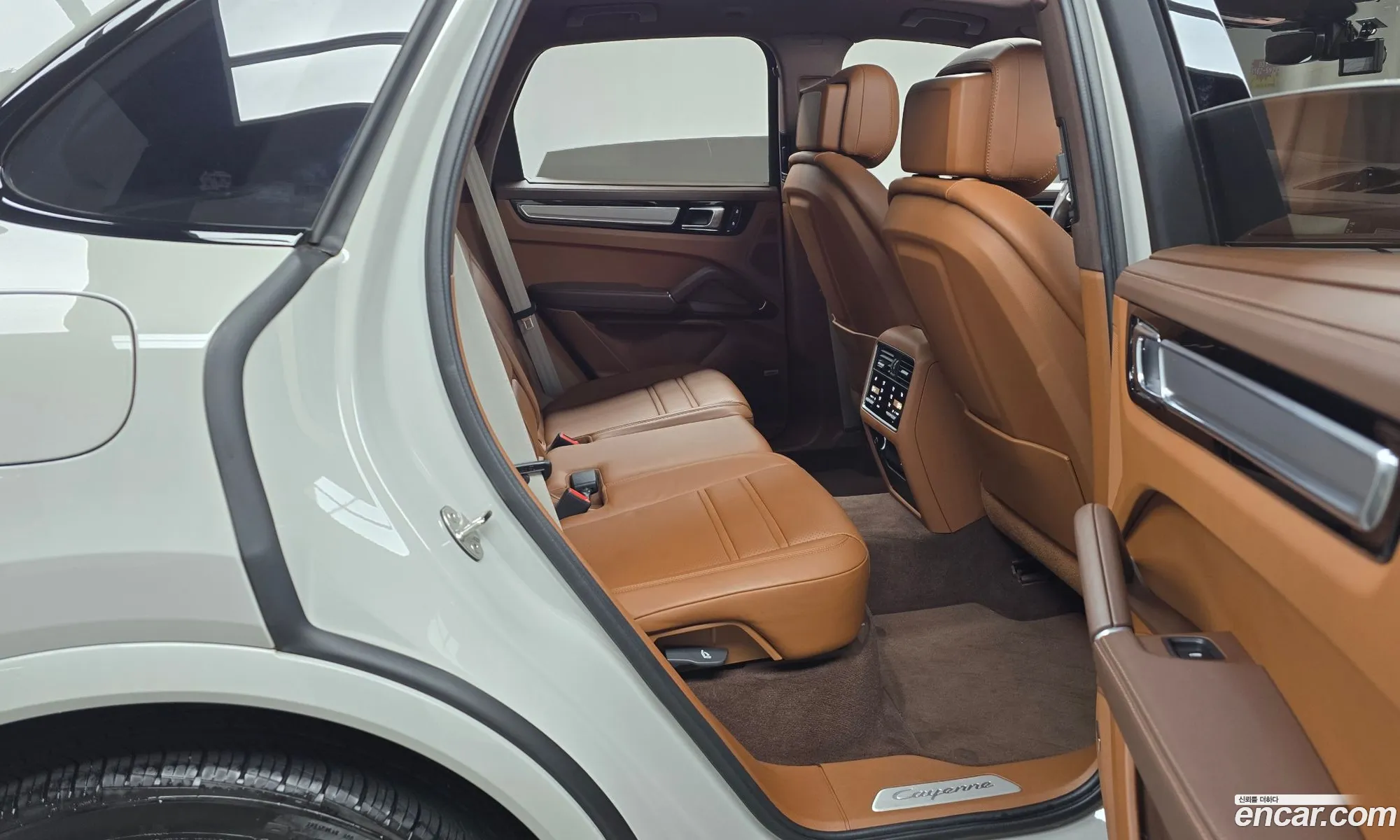 Porsche Cayenne 2023 — 16