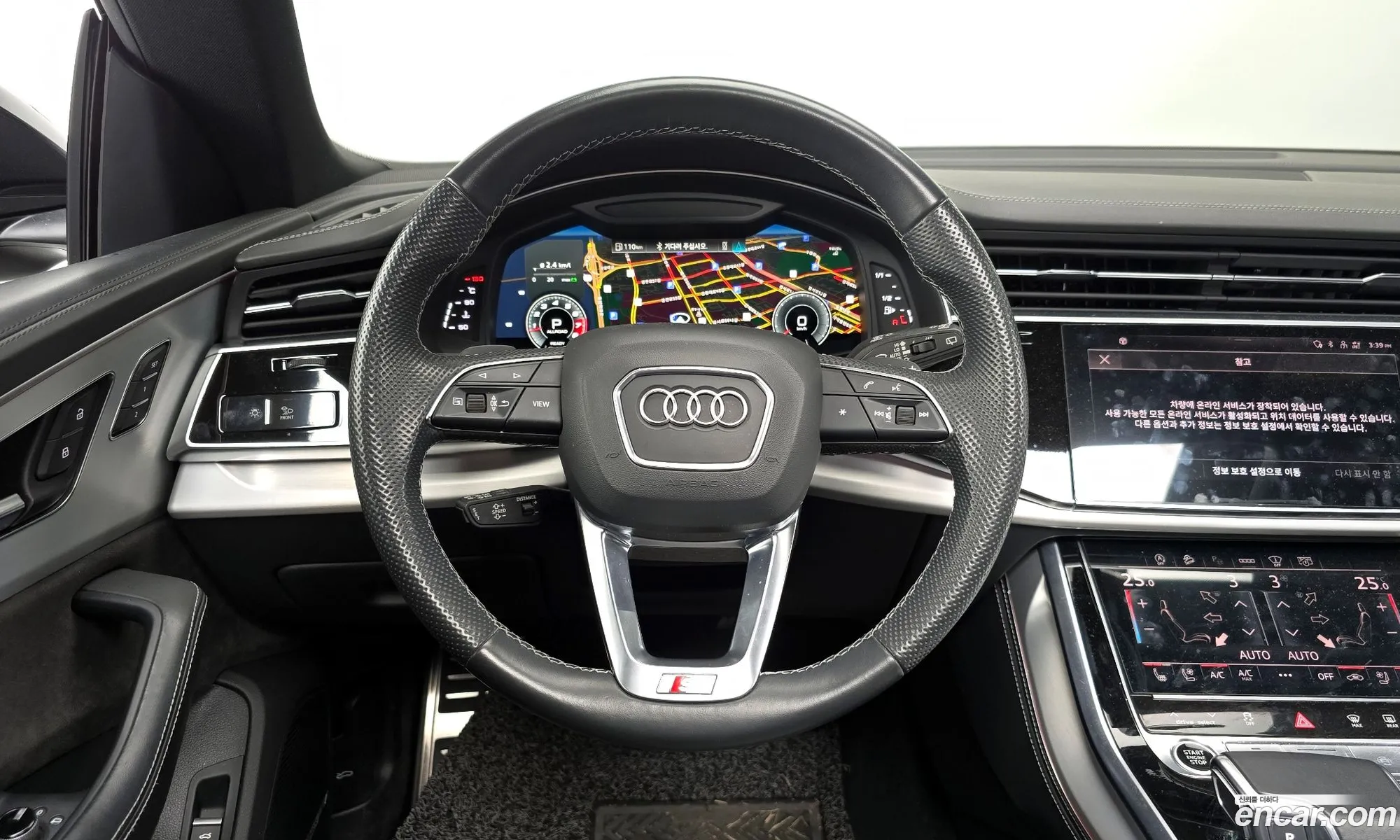 Audi Q8 2021 WAYZZZF17MD015897 — 19