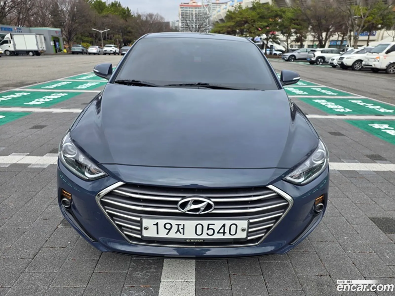 Hyundai Elantra AD 2016 — 4