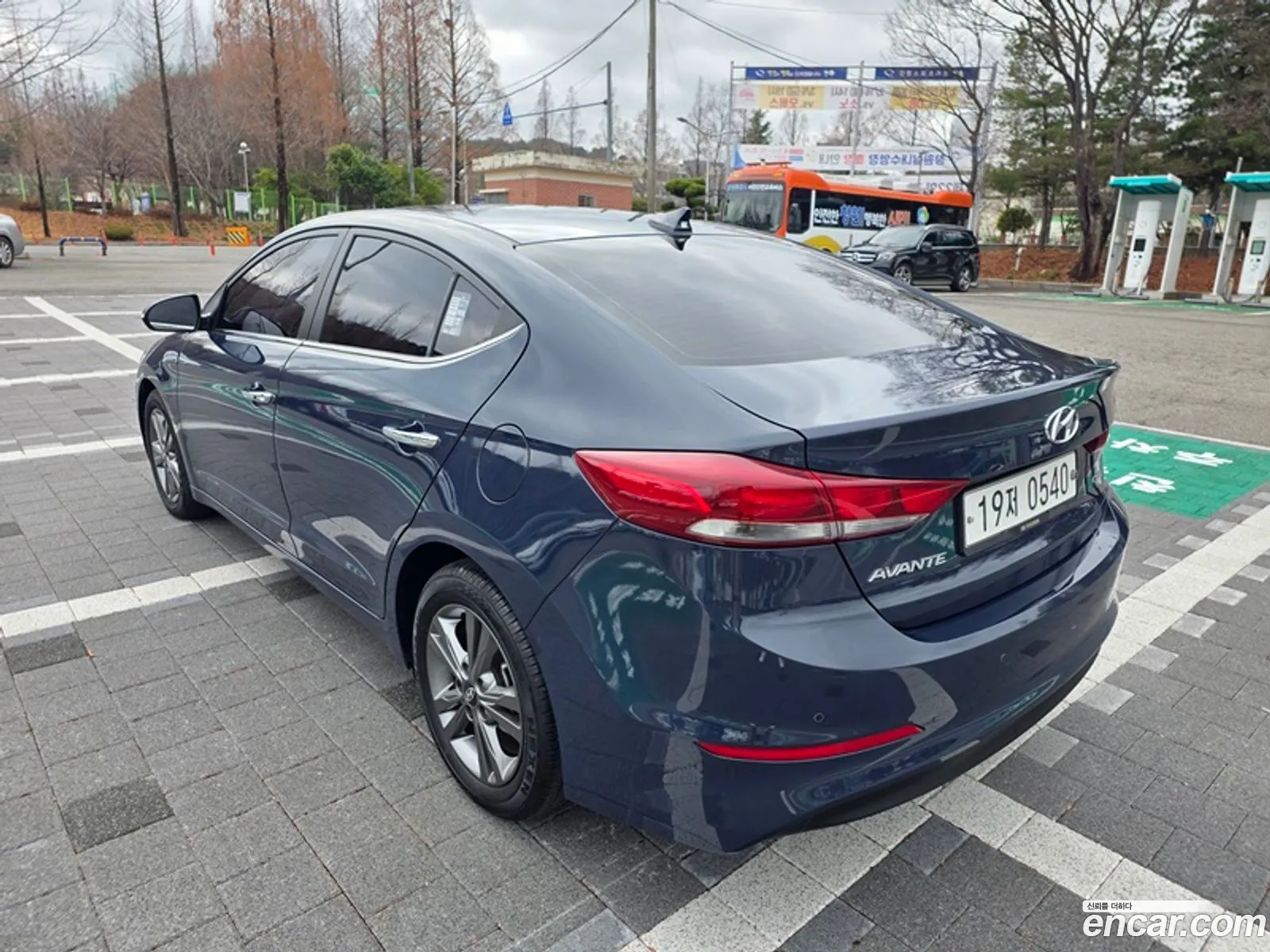 Hyundai Elantra AD 2016 — 2