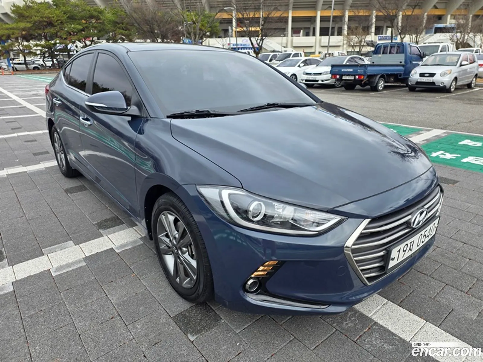 Hyundai Elantra AD 2016 — 3