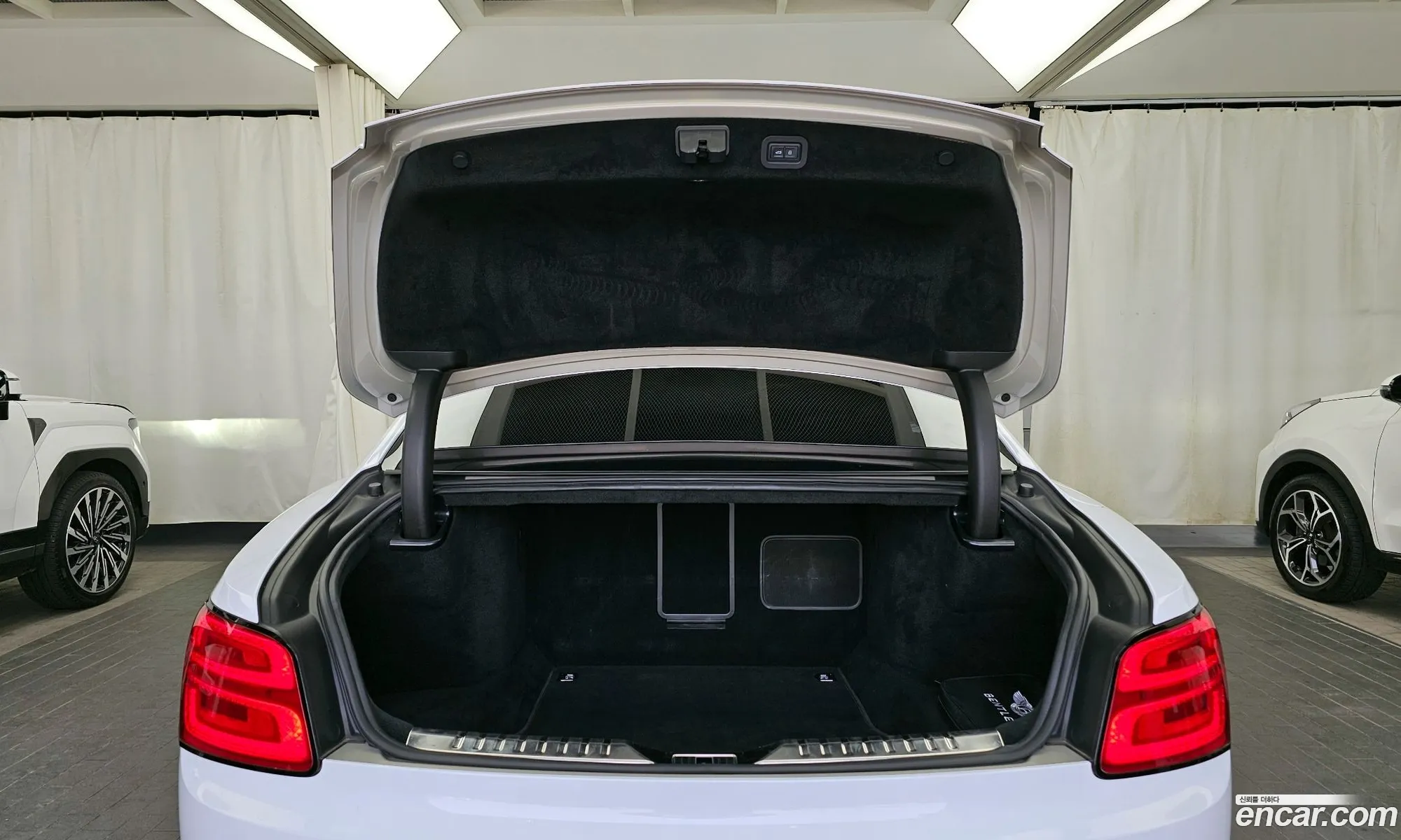 Bentley Flying Spur 2022 SCBBG53S8NC097052 — 8