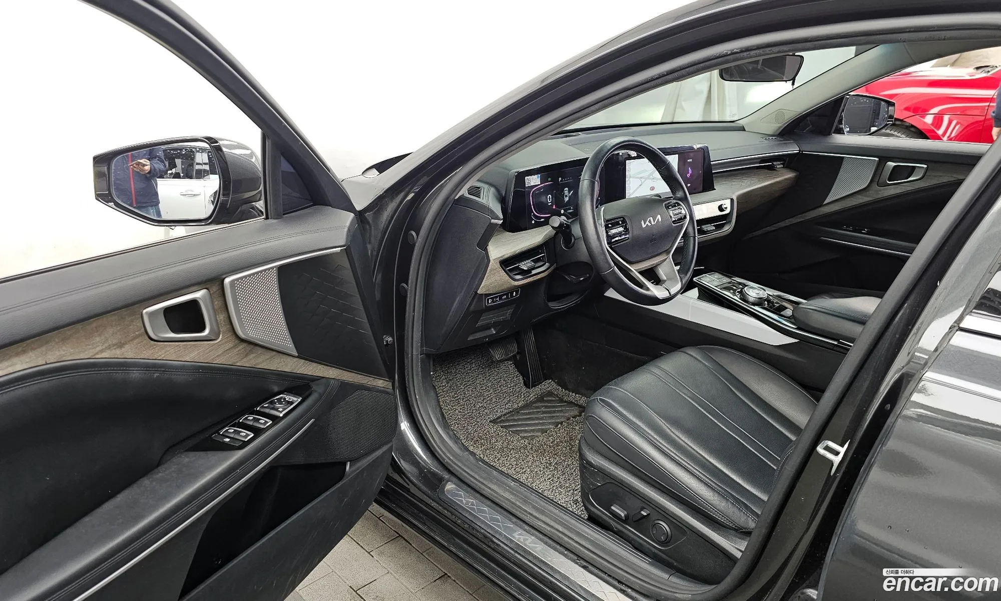 Kia K8 2022 — 8
