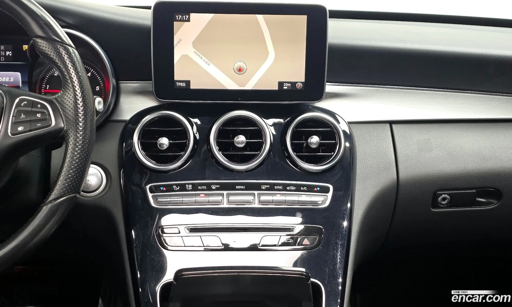 Mercedes-Benz C-Class W205 2016 WDDWH0FB8GF387809 — 16