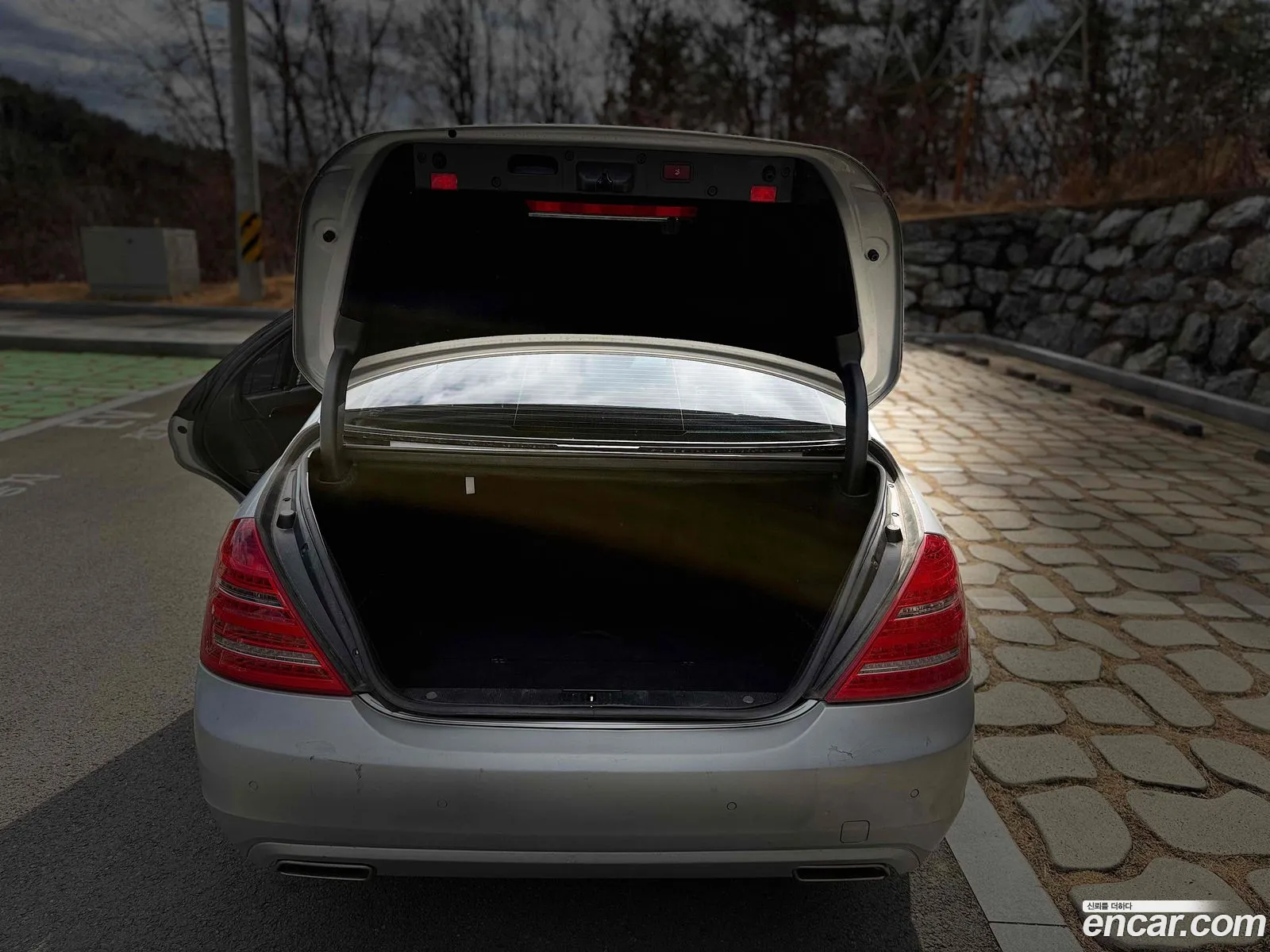 Mercedes-Benz S-Class W221 2012 — 12