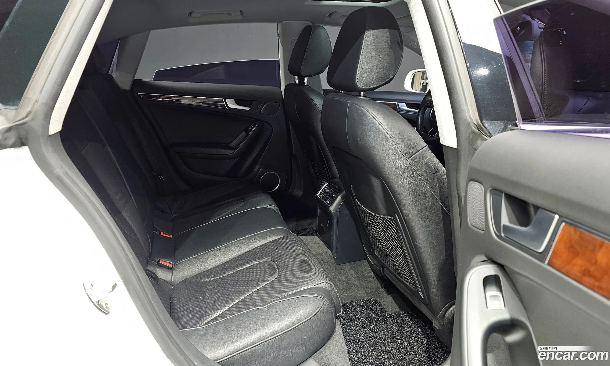 Audi A5 2014 WAUZZZ8T3EA049031 — 4