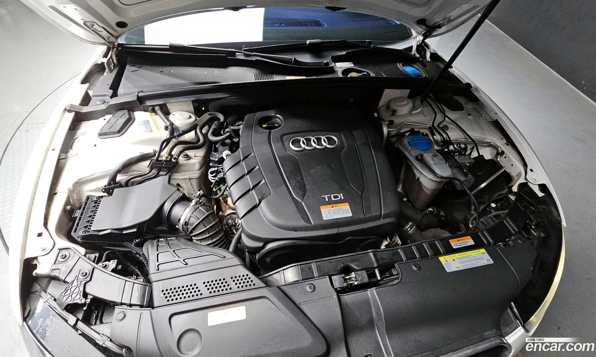 Audi A5 2014 WAUZZZ8T3EA049031 — 12