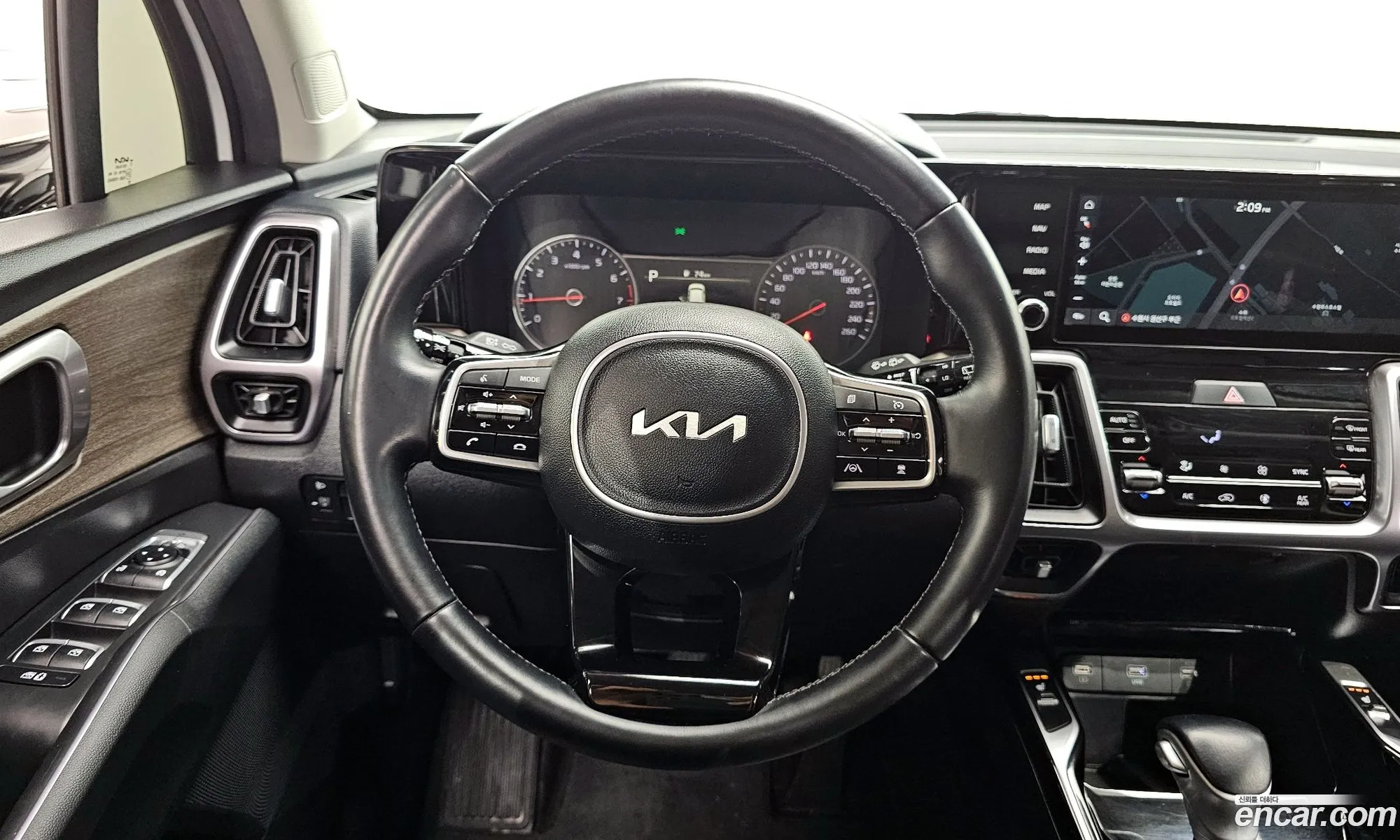 Kia Sorento 2022 — 13