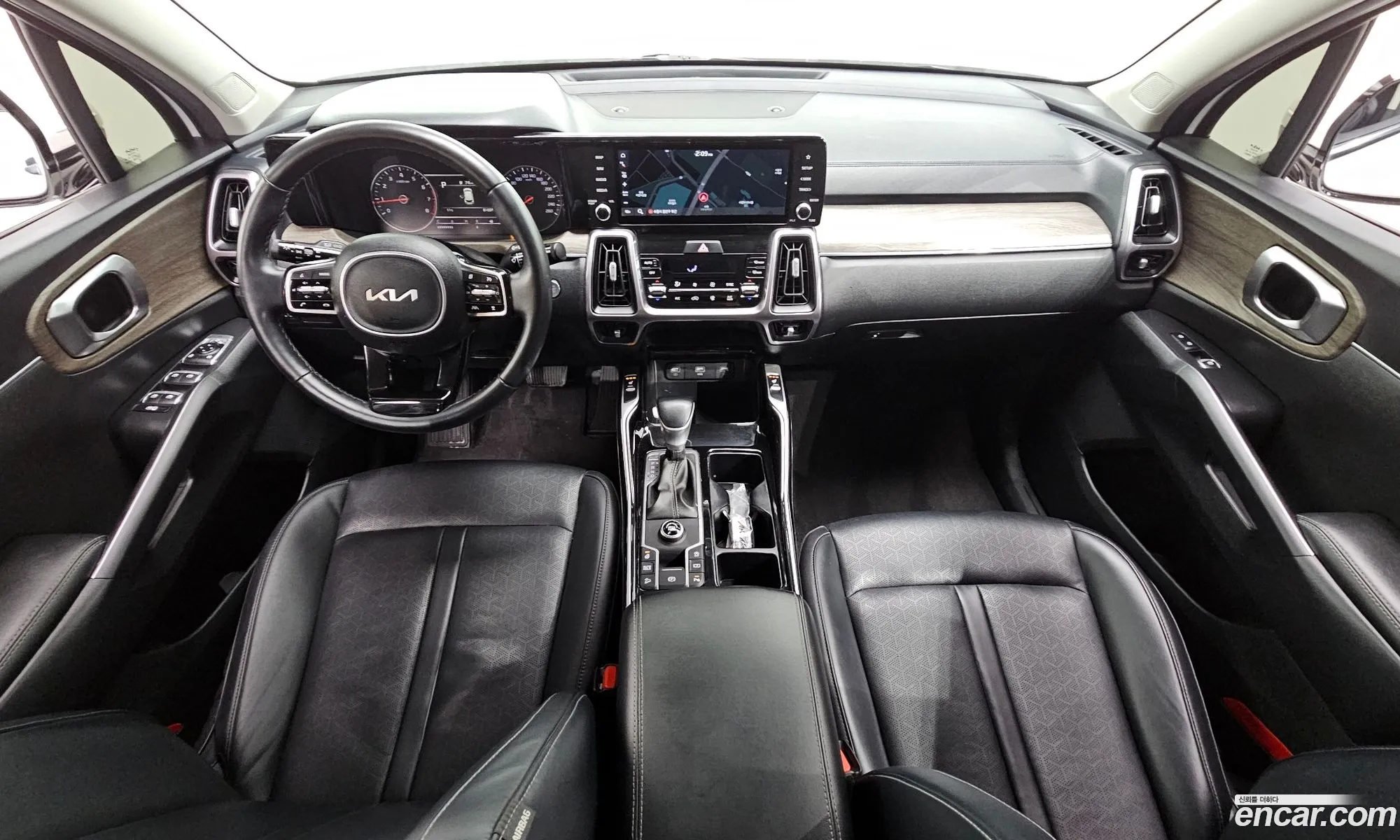 Kia Sorento 2022 — 16