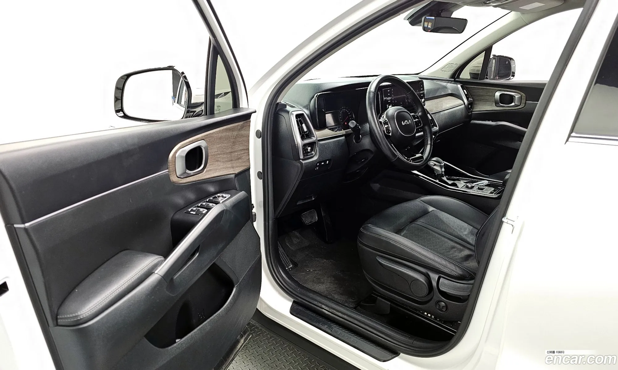 Kia Sorento 2022 — 12