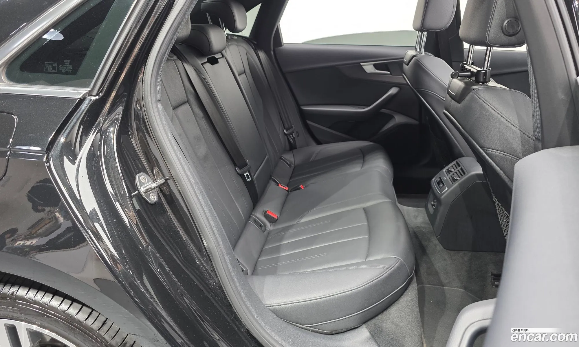 Audi A4 2019 WAUZZZF48KA125267 — 20