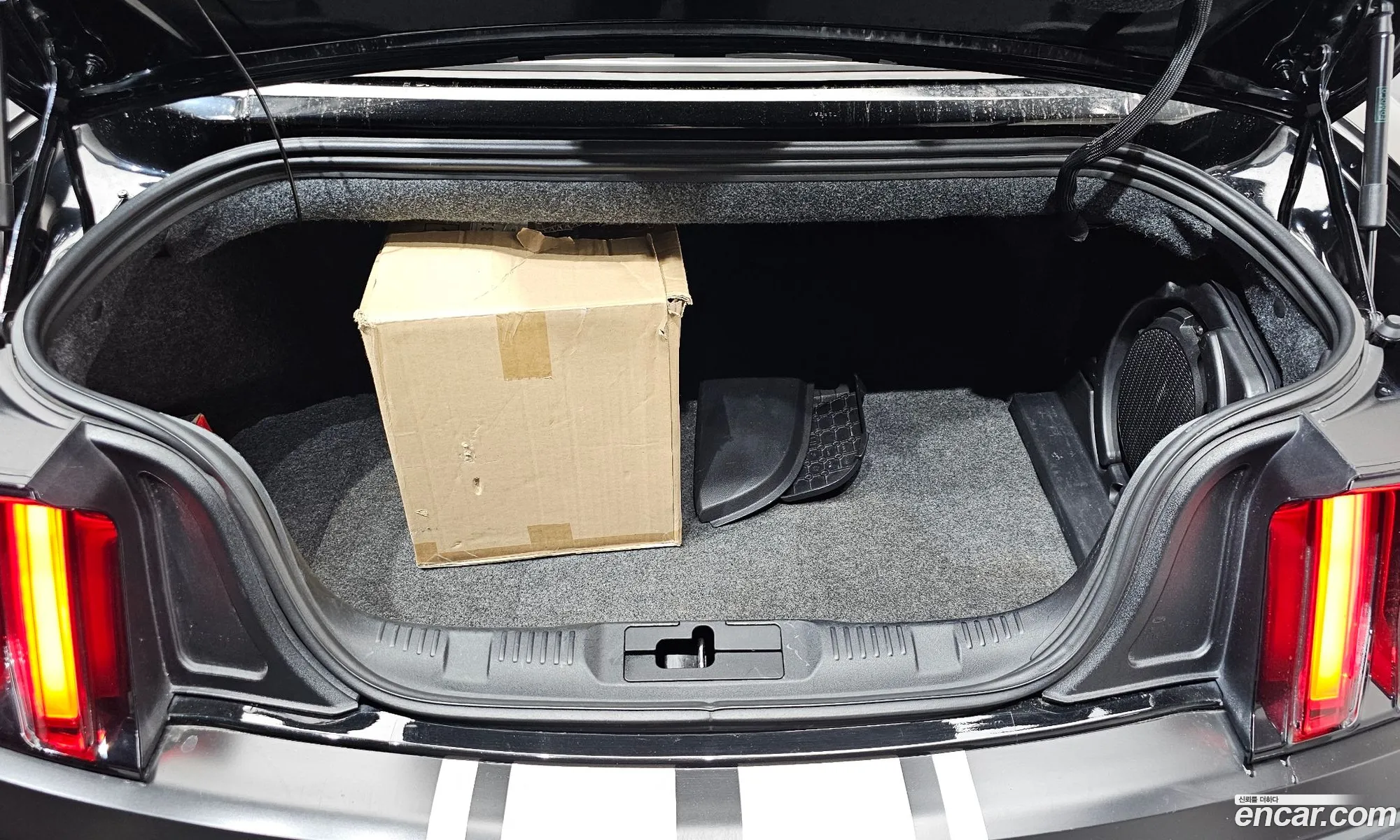 Ford Mustang 2015 1FATP8FF1F5328144 — 2