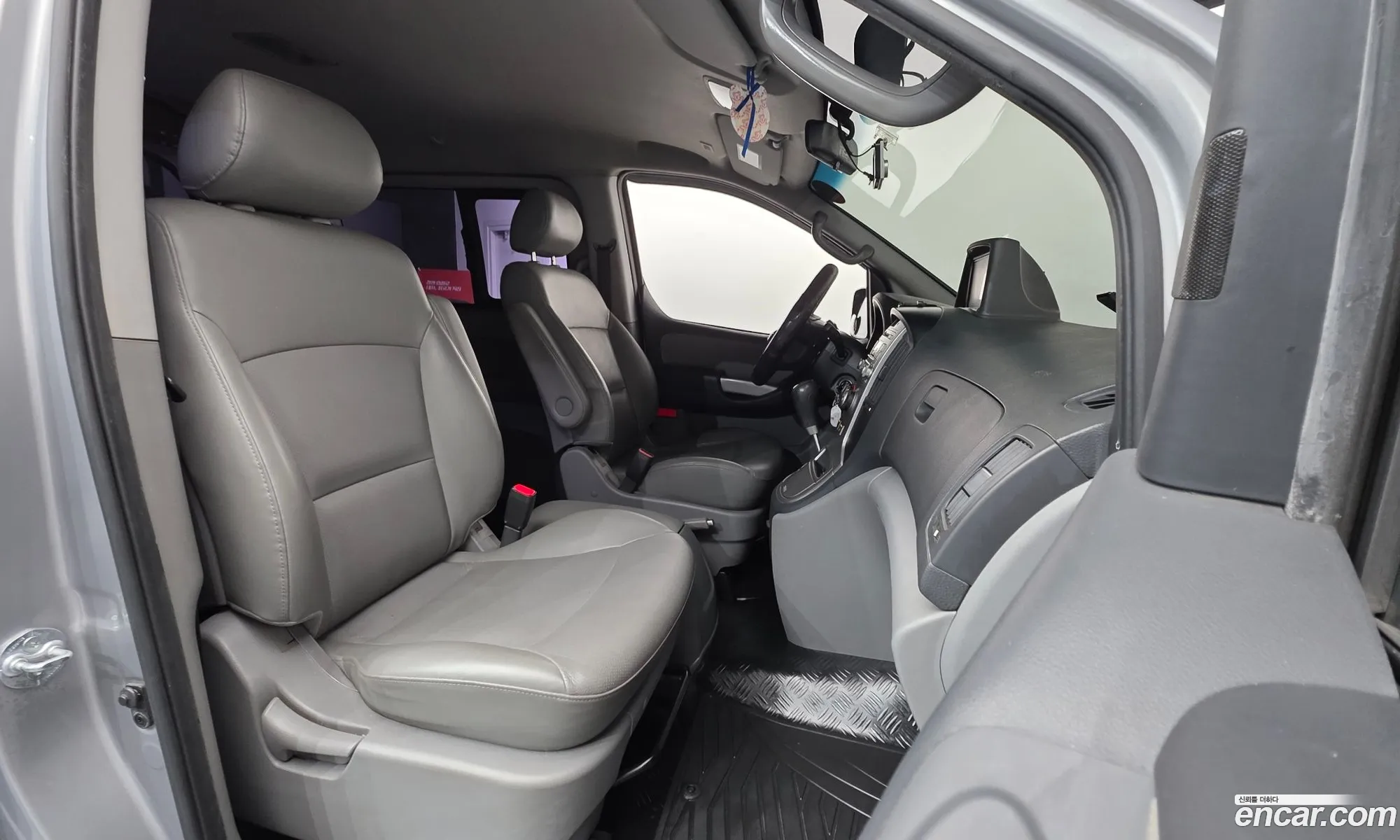 Hyundai Grand Starex 2013 — 5