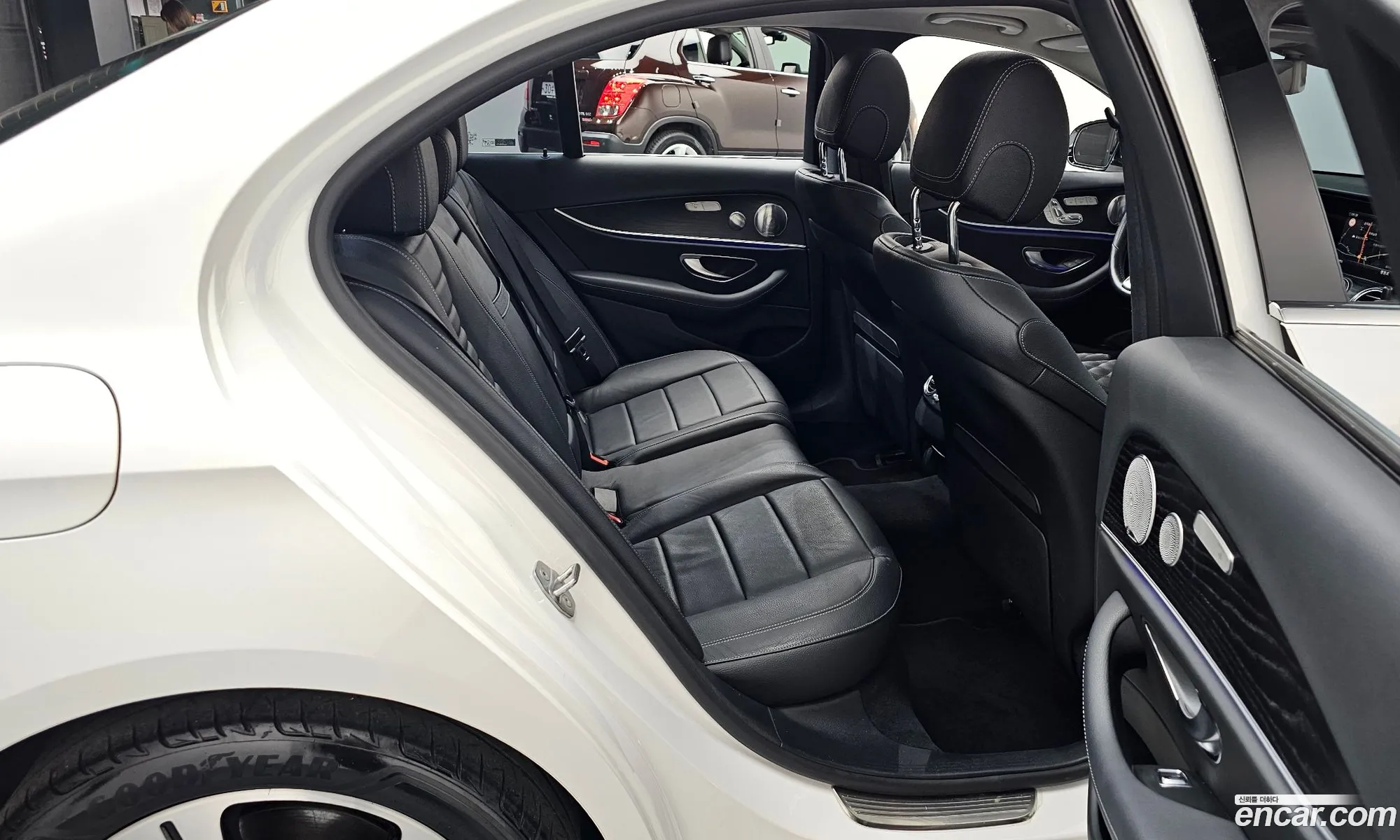 Mercedes-Benz E-Class W213 2017 — 8