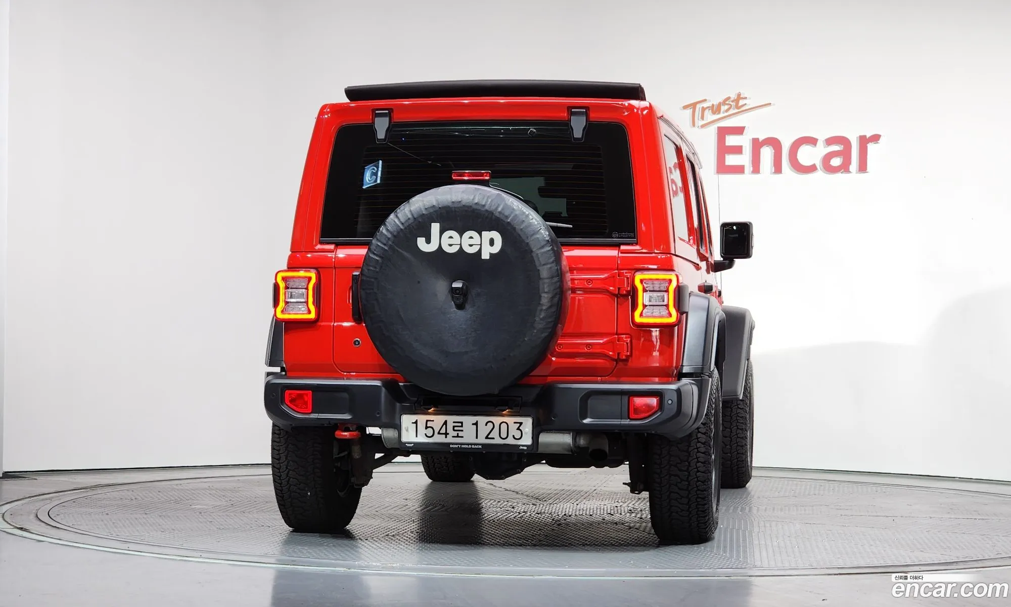 Jeep Wrangler 2020 — 14
