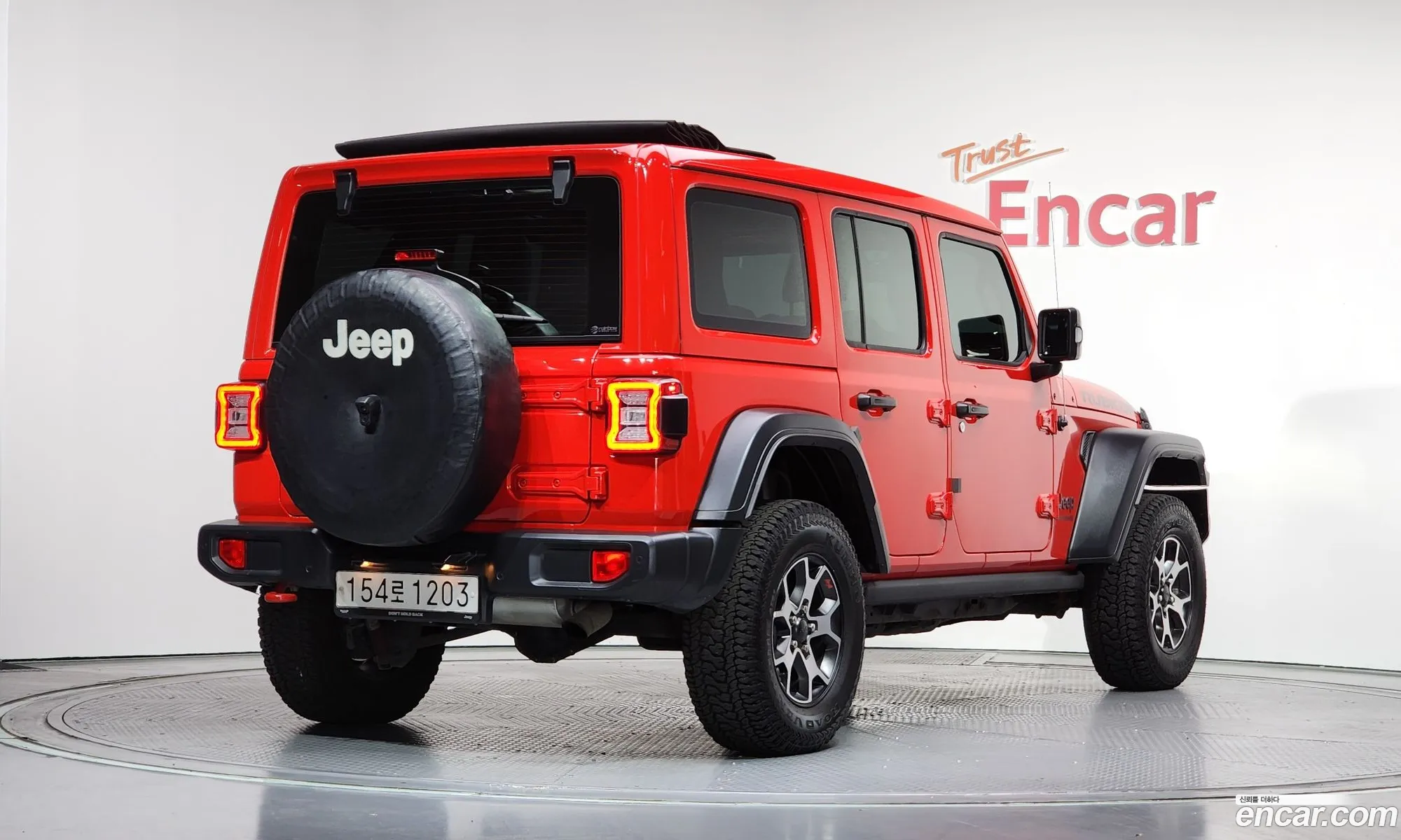 Jeep Wrangler 2020 — 12