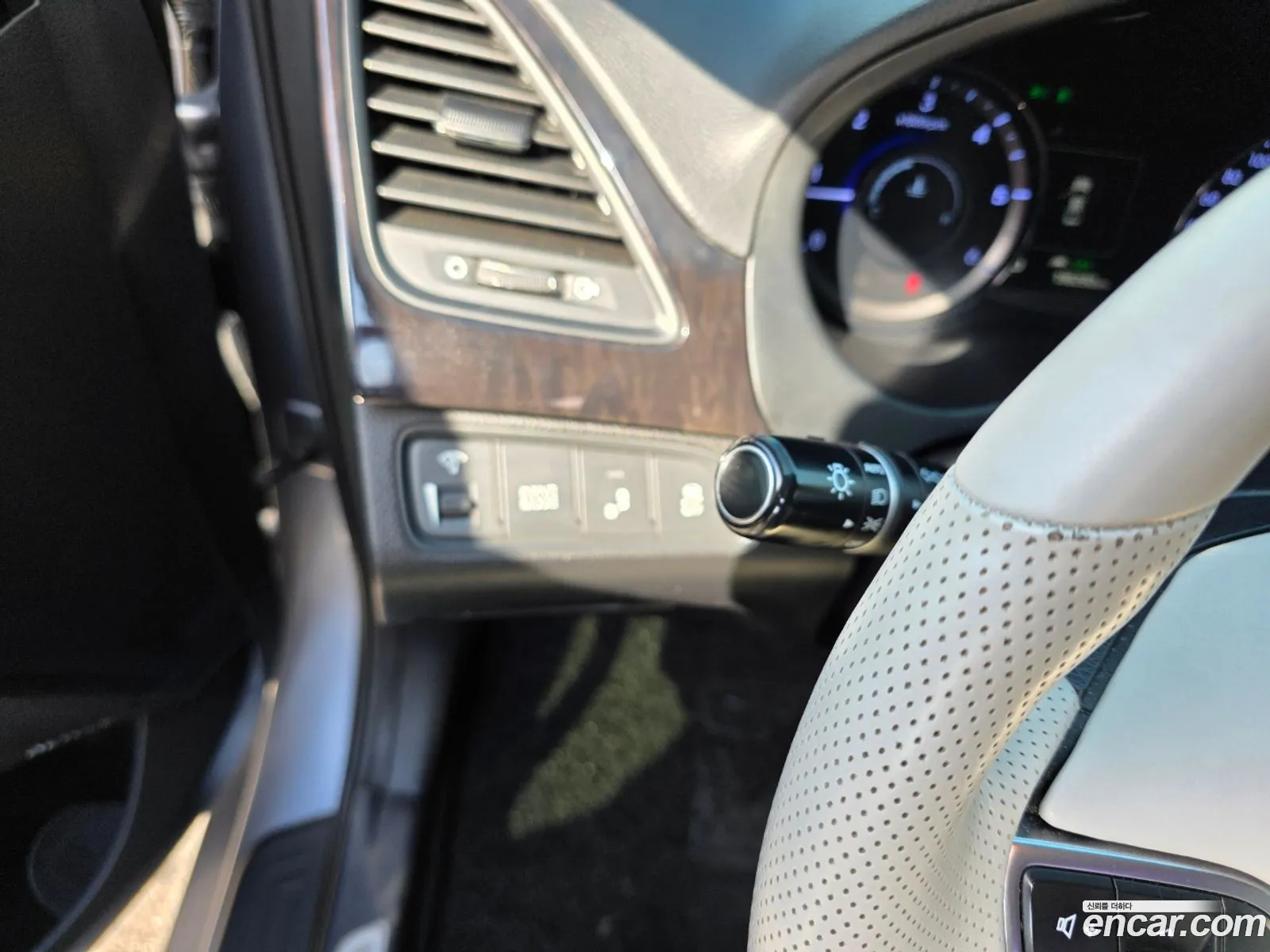 Hyundai Grandeur HG 2015 — 11