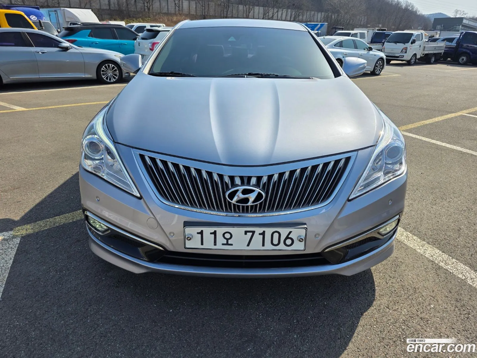 Hyundai Grandeur HG 2015 — 19