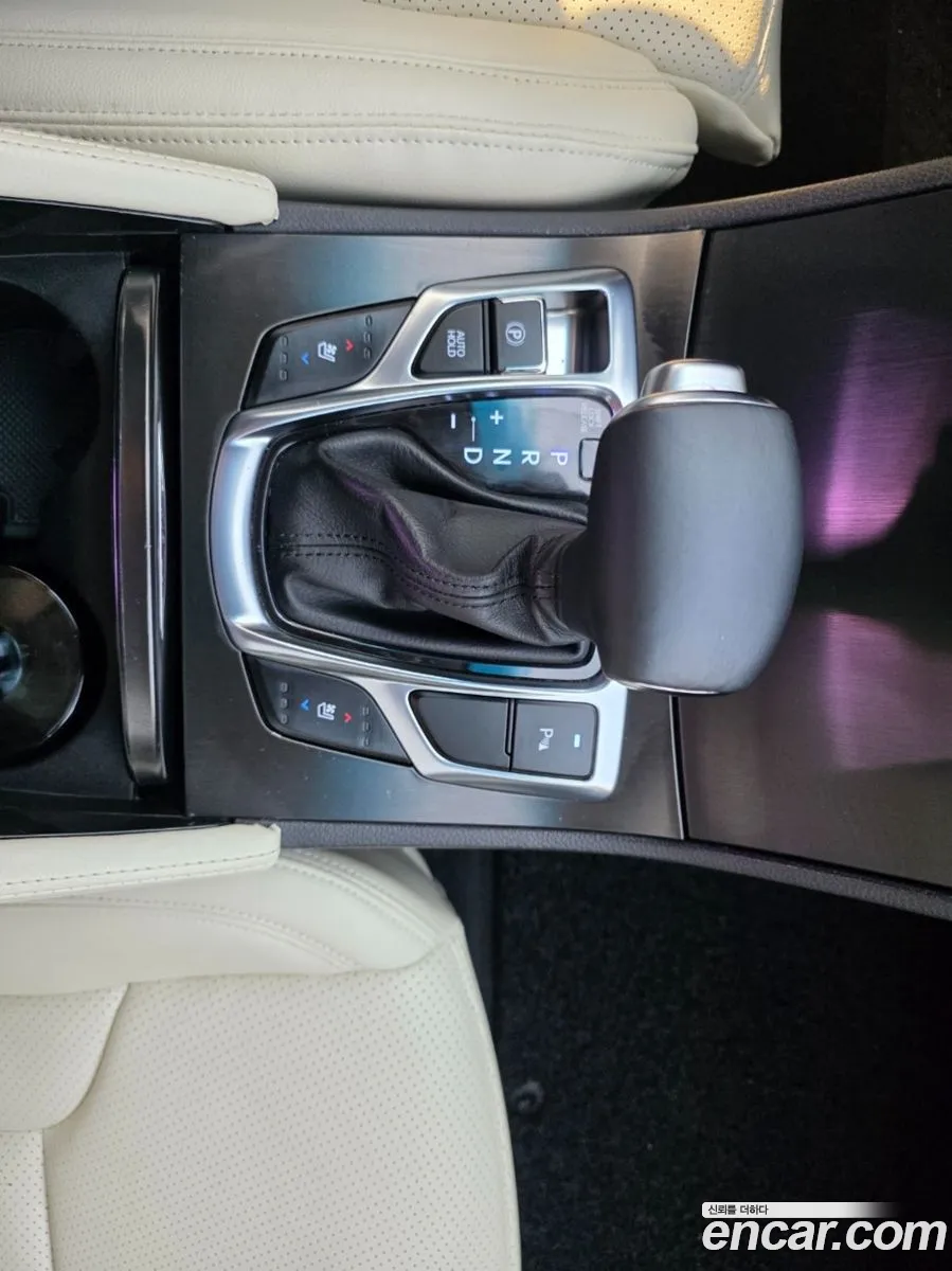Hyundai Grandeur HG 2015 — 15