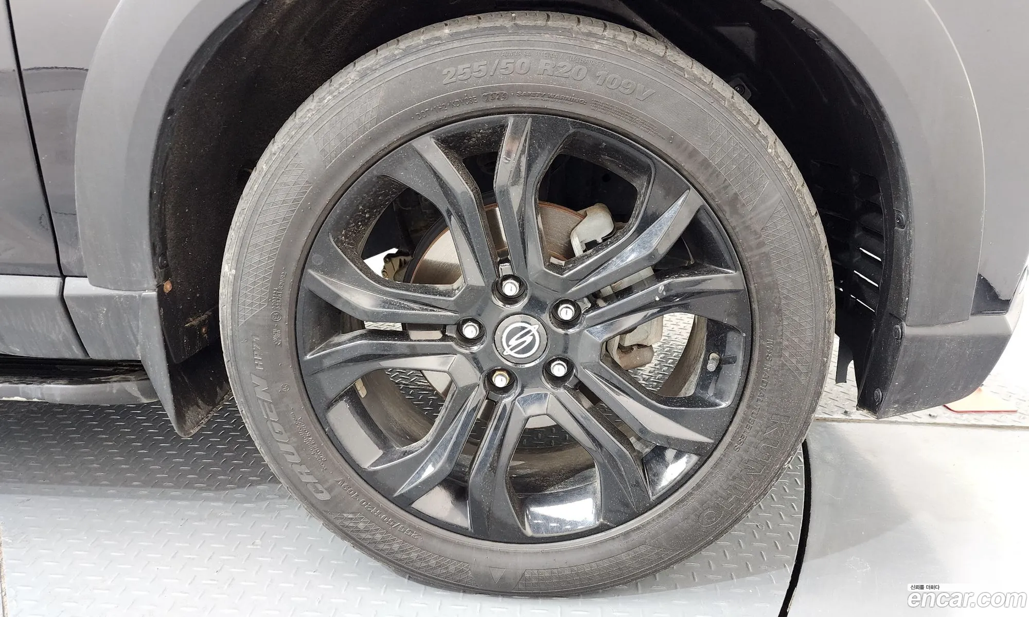KG Mobility (SsangYong) Rexton 2022 — 14