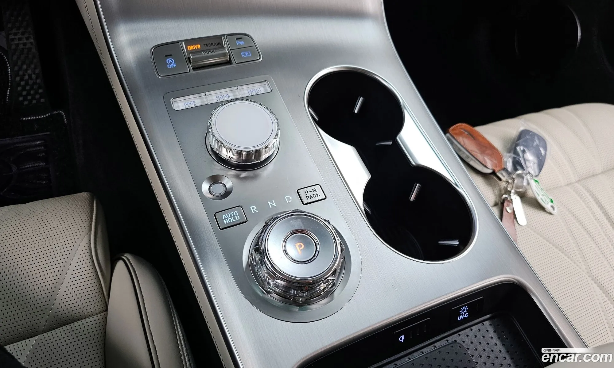 Genesis GV70 2024 — 16