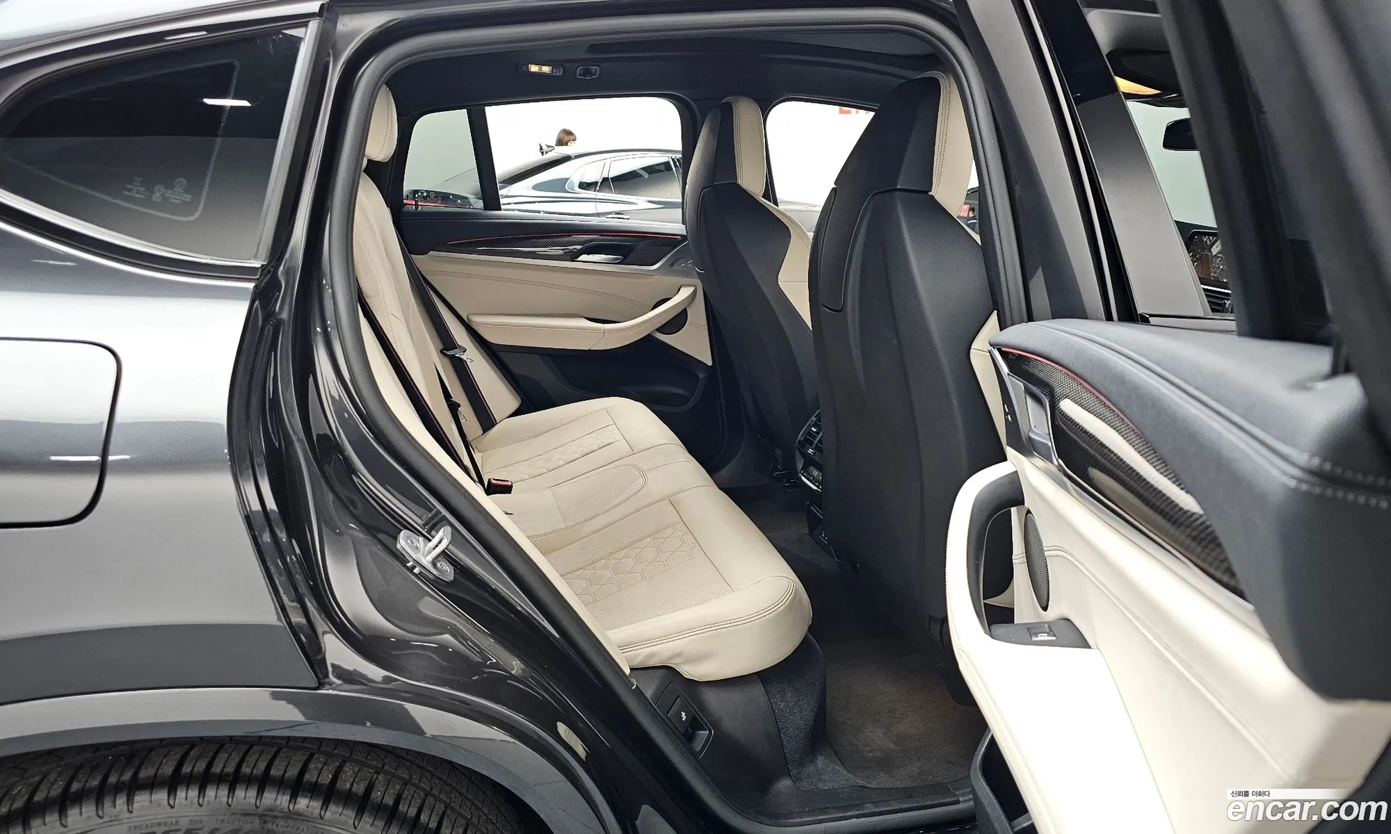 BMW X4 M 2021 — 10