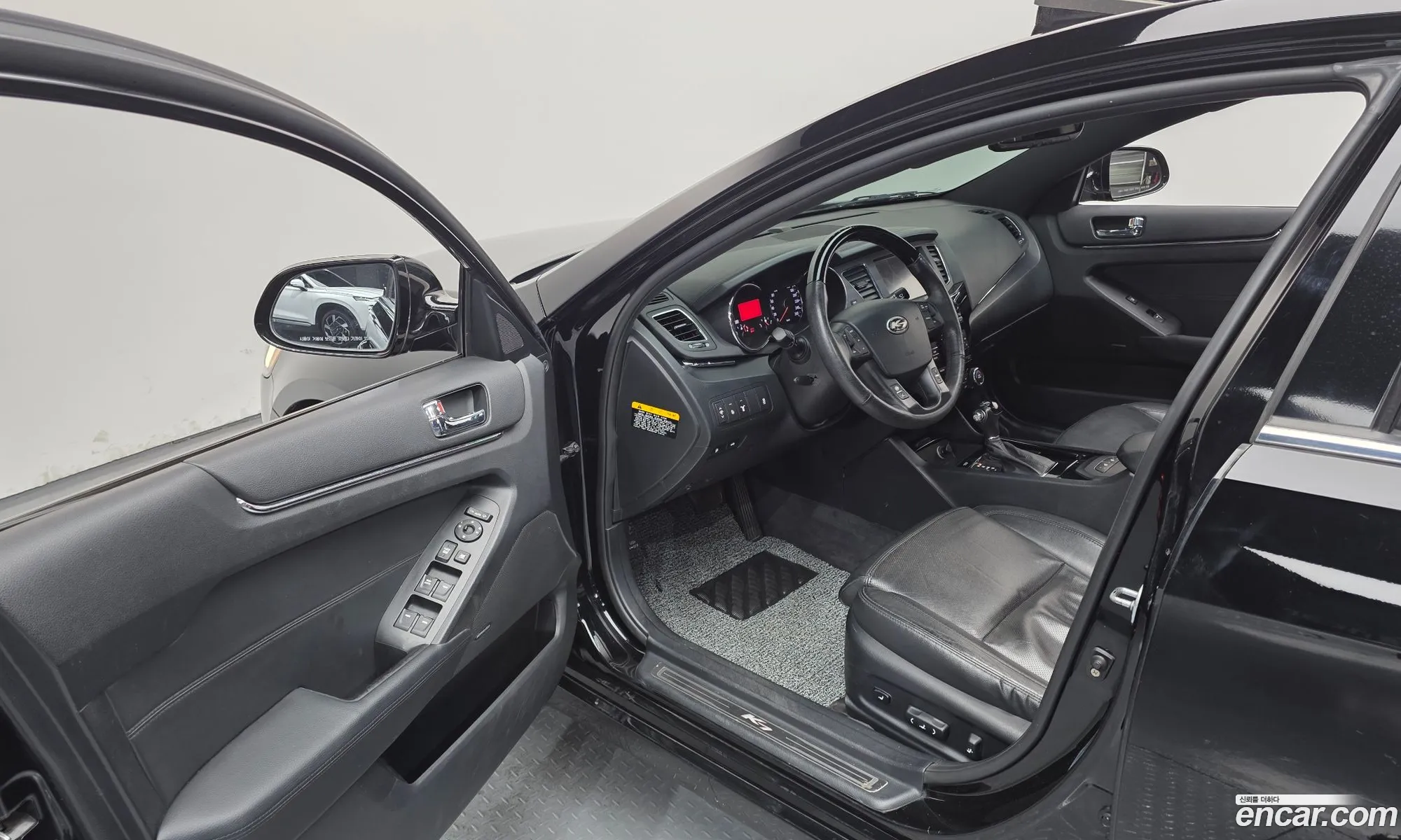 Kia K7 2011 — 13
