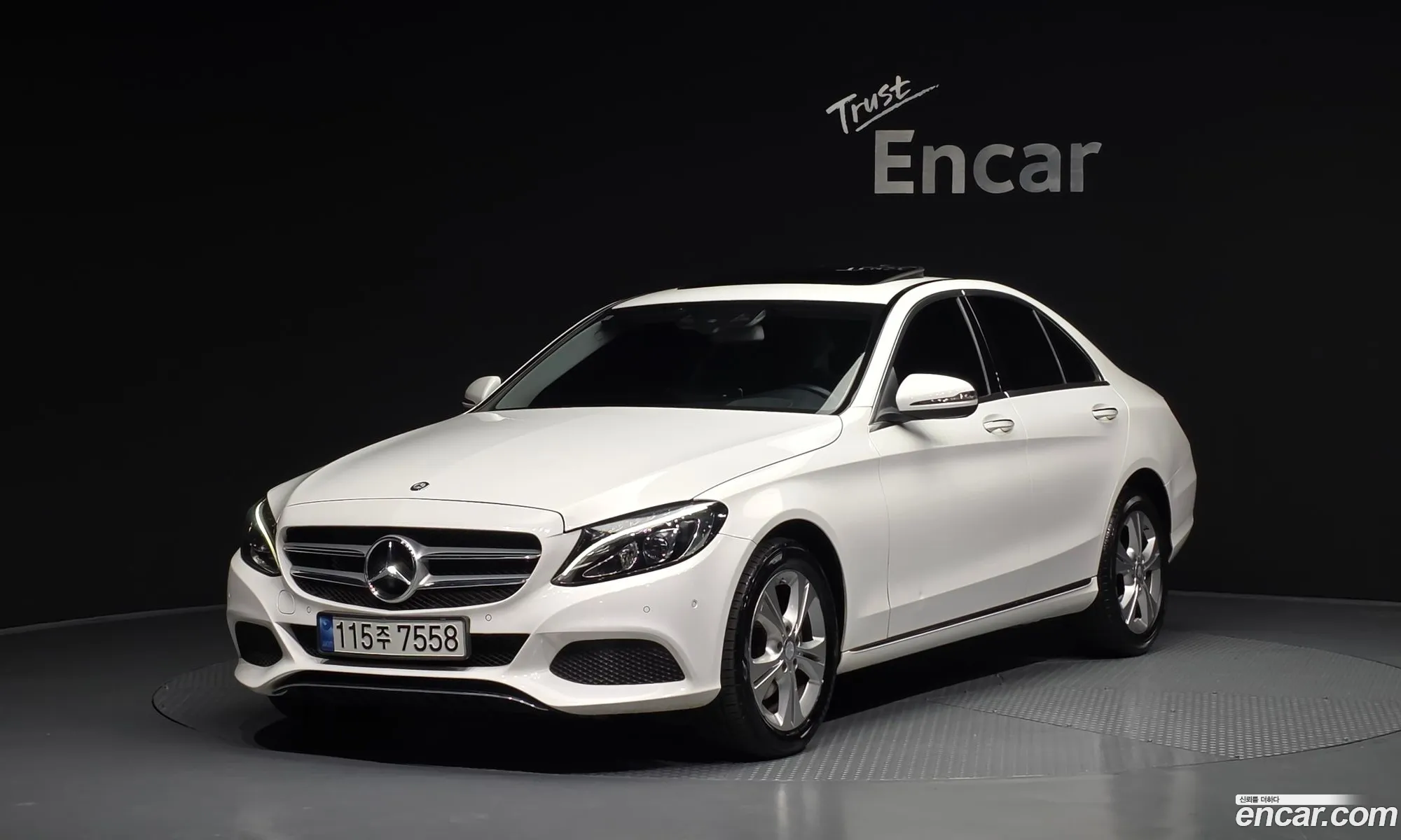 Mercedes-Benz C-Class W205 2017 — 16