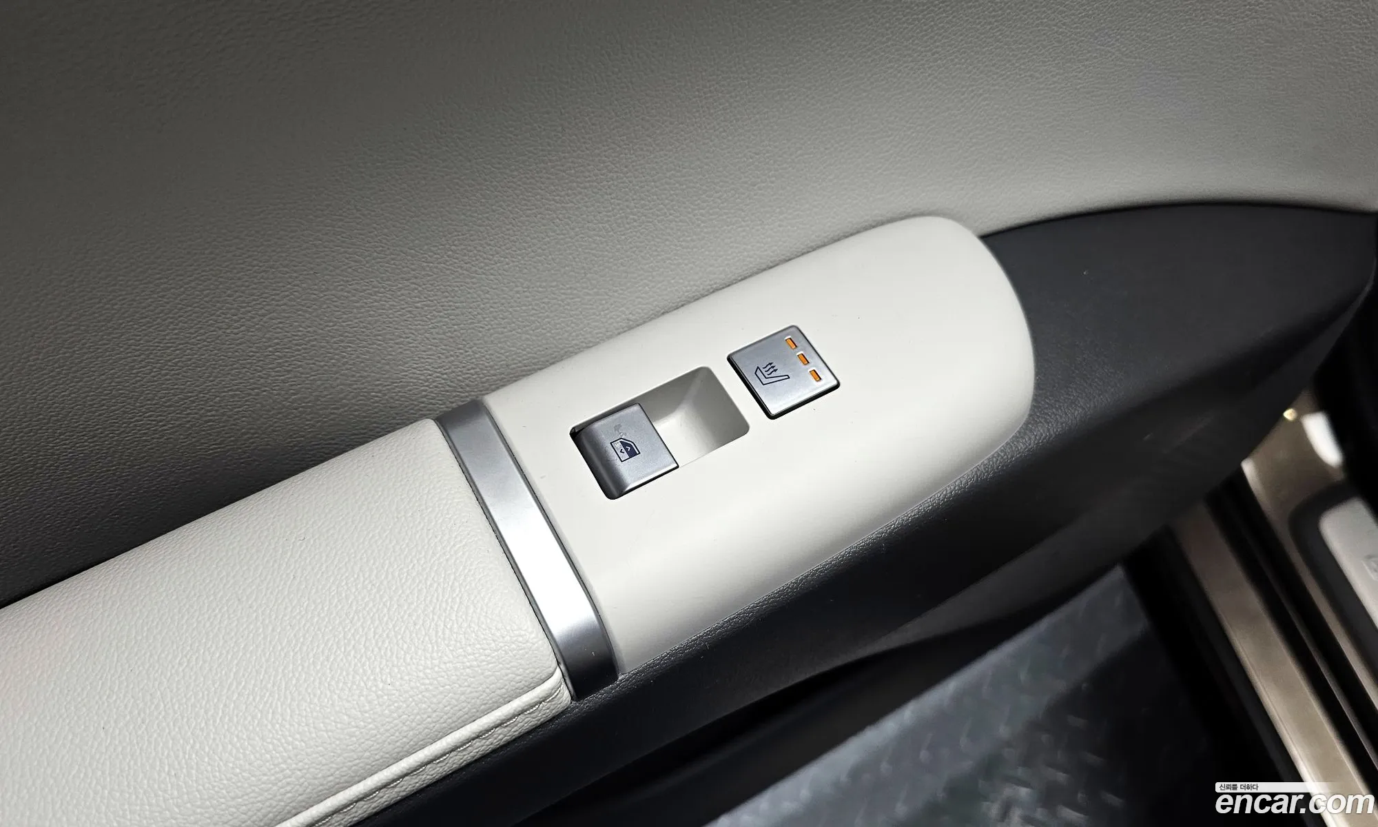 Hyundai Grandeur Hybrid 2024 — 20