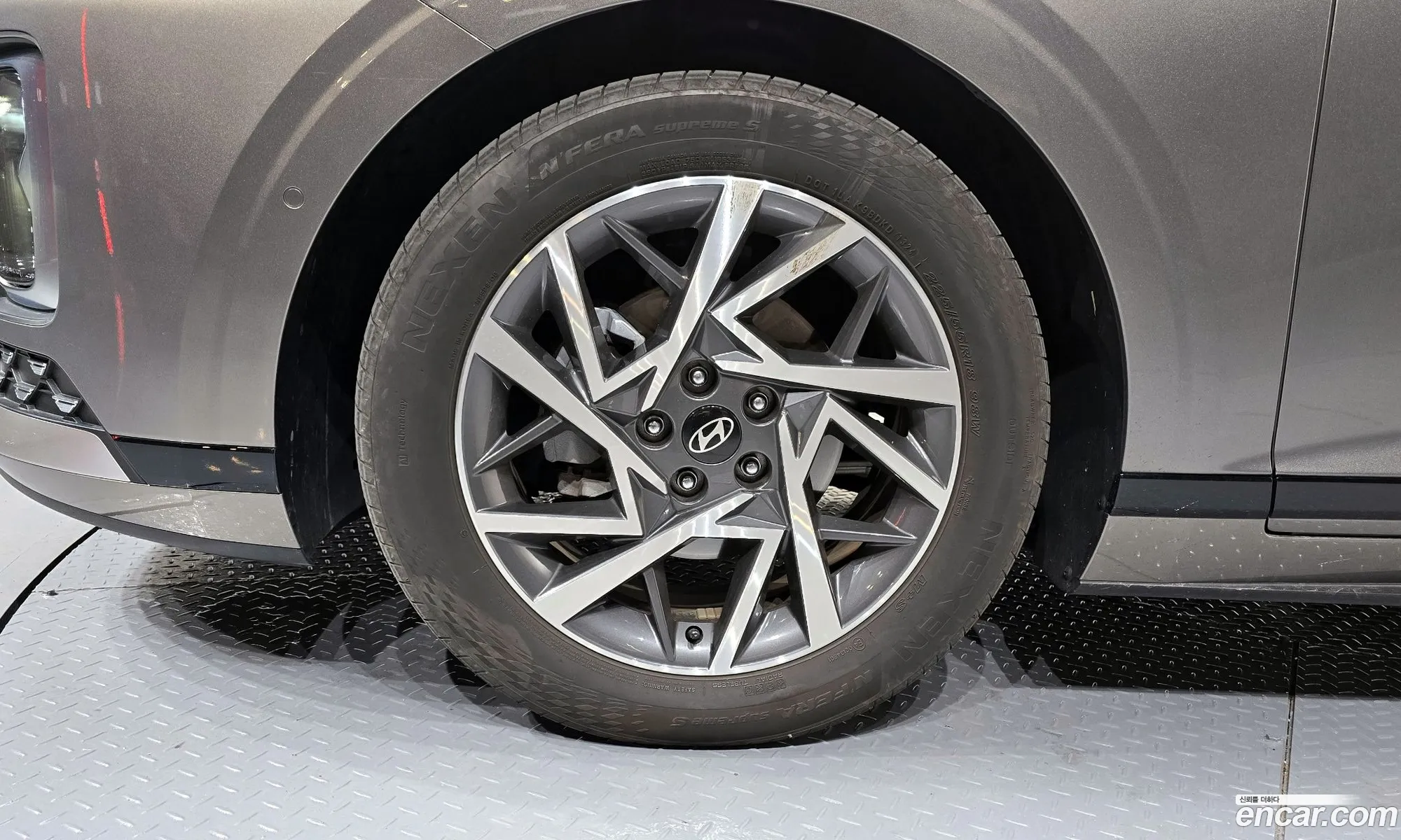 Hyundai Grandeur Hybrid 2024 — 16