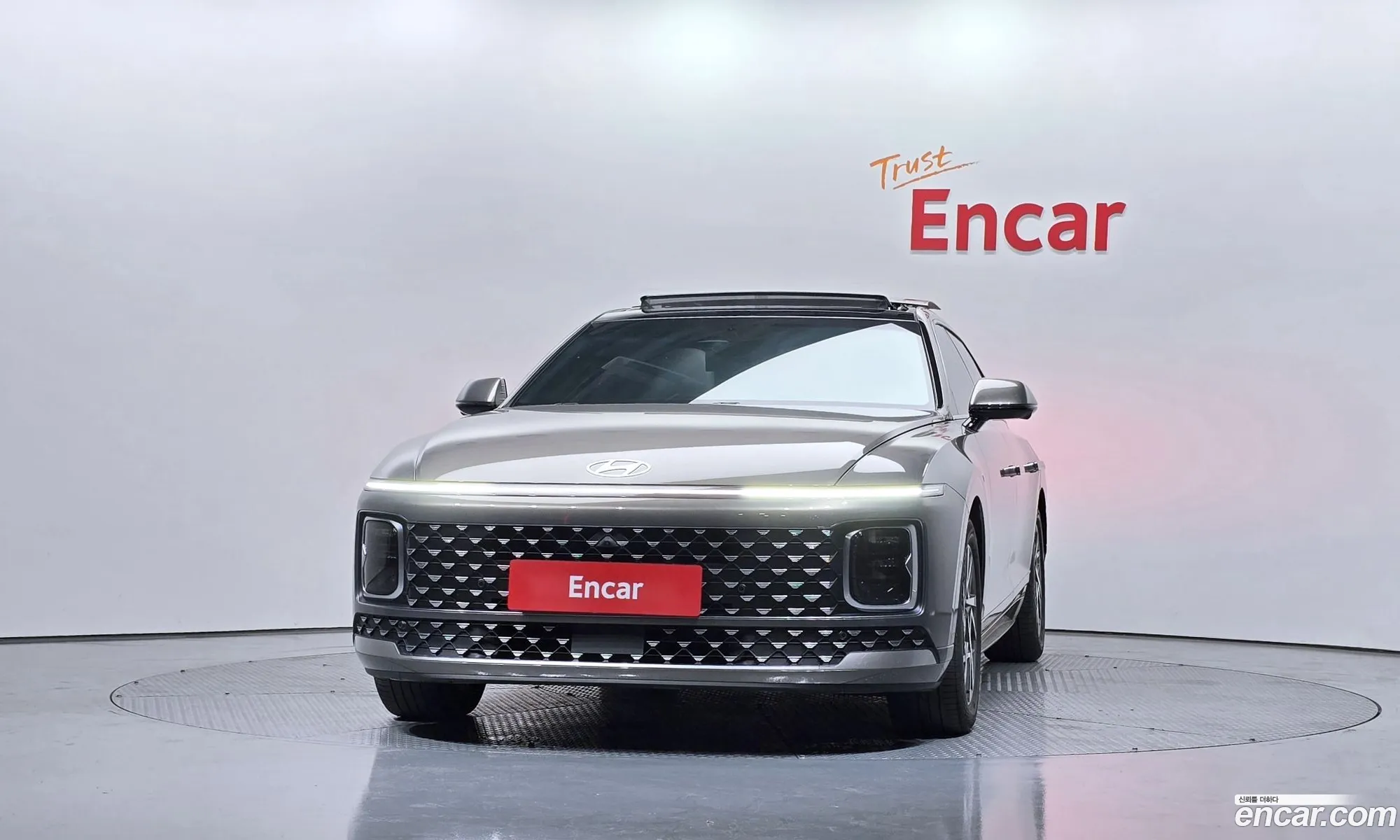 Hyundai Grandeur Hybrid 2024 — 6