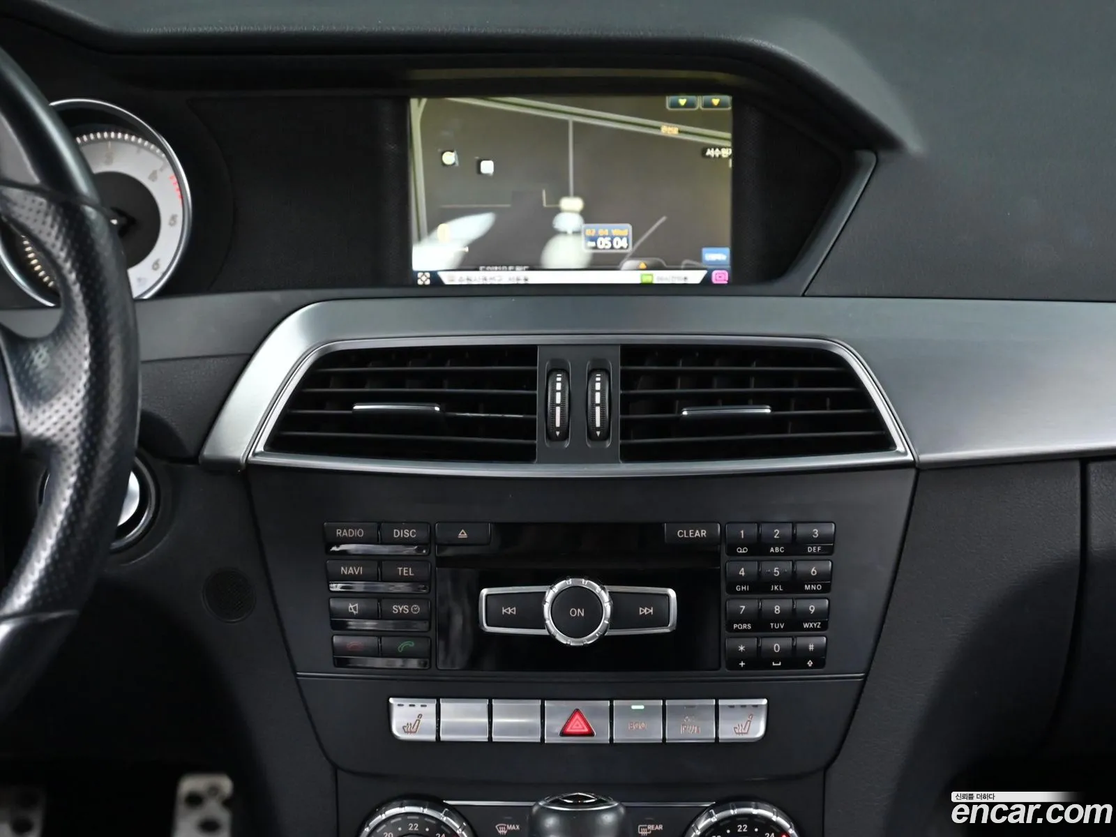 Mercedes-Benz C-Class W204 2014 — 13