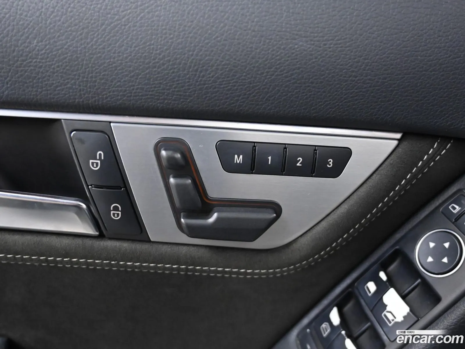 Mercedes-Benz C-Class W204 2014 — 17