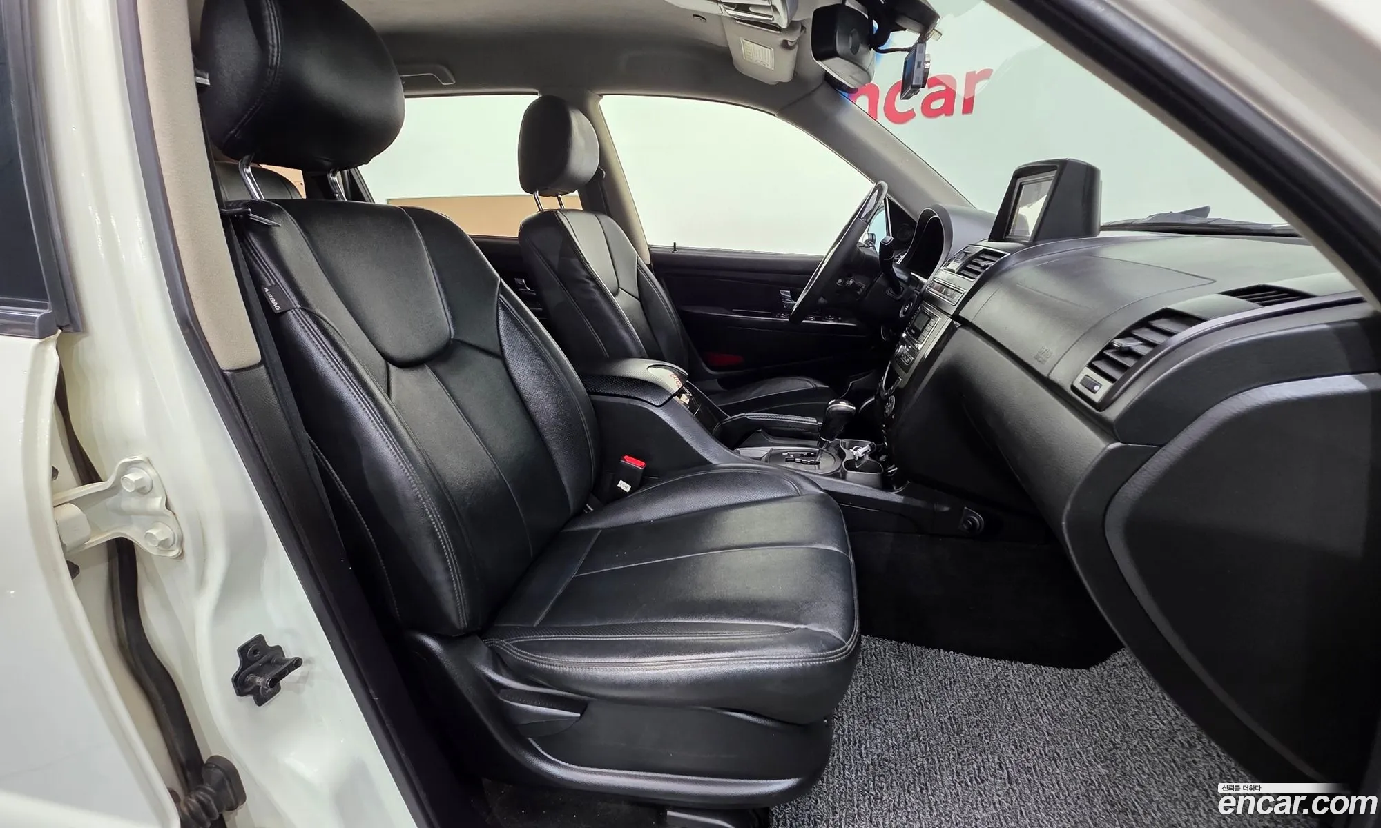 KG Mobility (SsangYong) Rexton W 2014 — 9