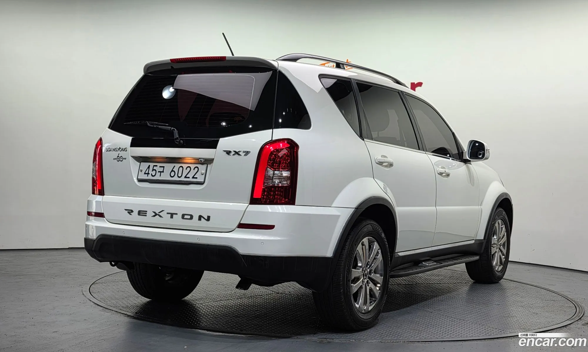 KG Mobility (SsangYong) Rexton W 2014 — 10