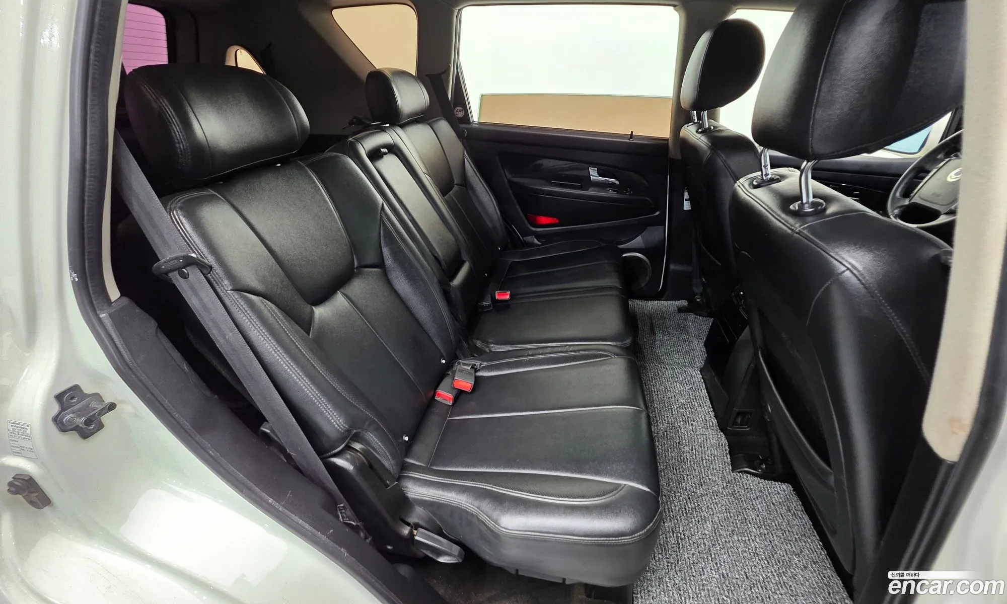 KG Mobility (SsangYong) Rexton W 2014 — 3