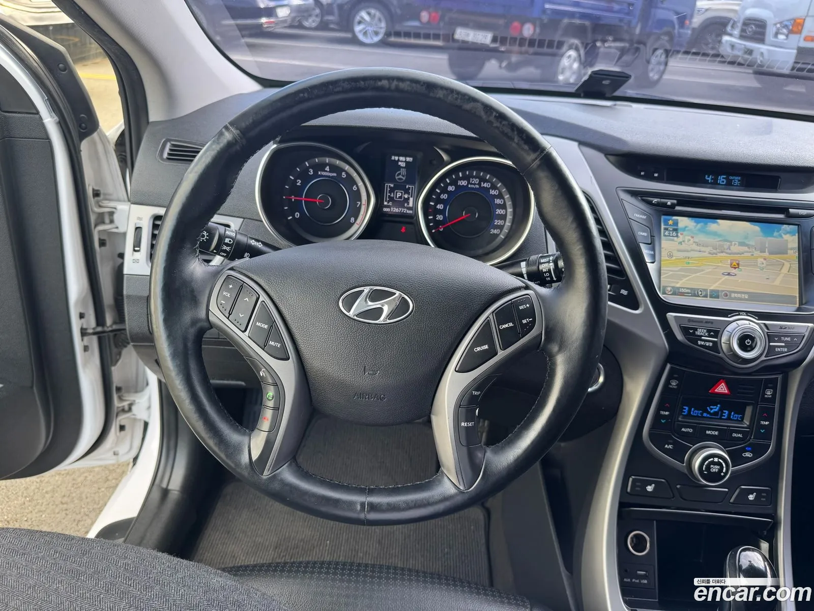 Hyundai Elantra 2014 — 11
