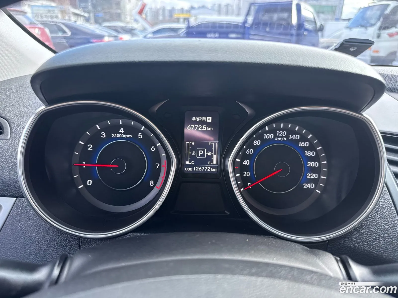 Hyundai Elantra 2014 — 17