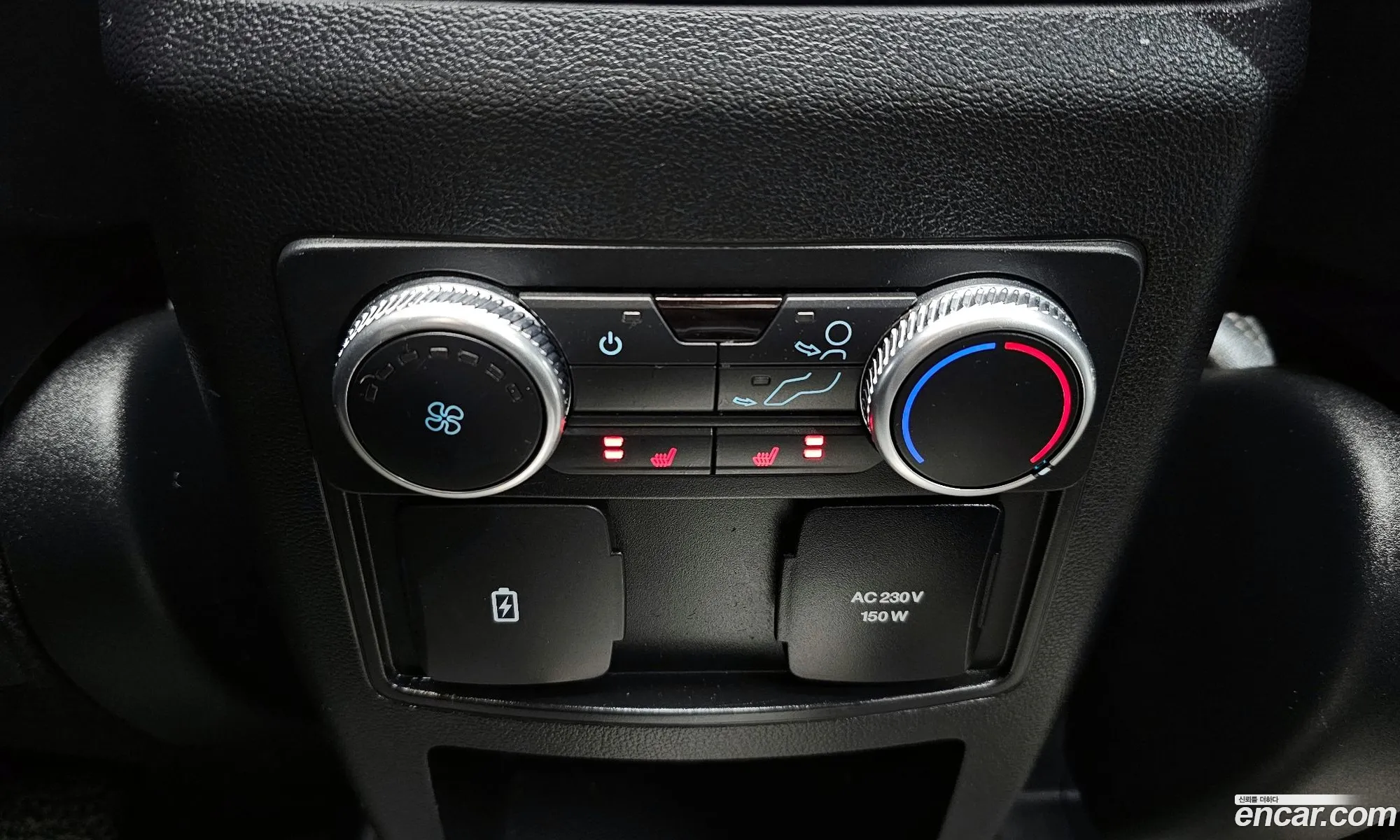Ford Explorer 6th Gen 2020 1FMSK8FHXLGA73060 — 12