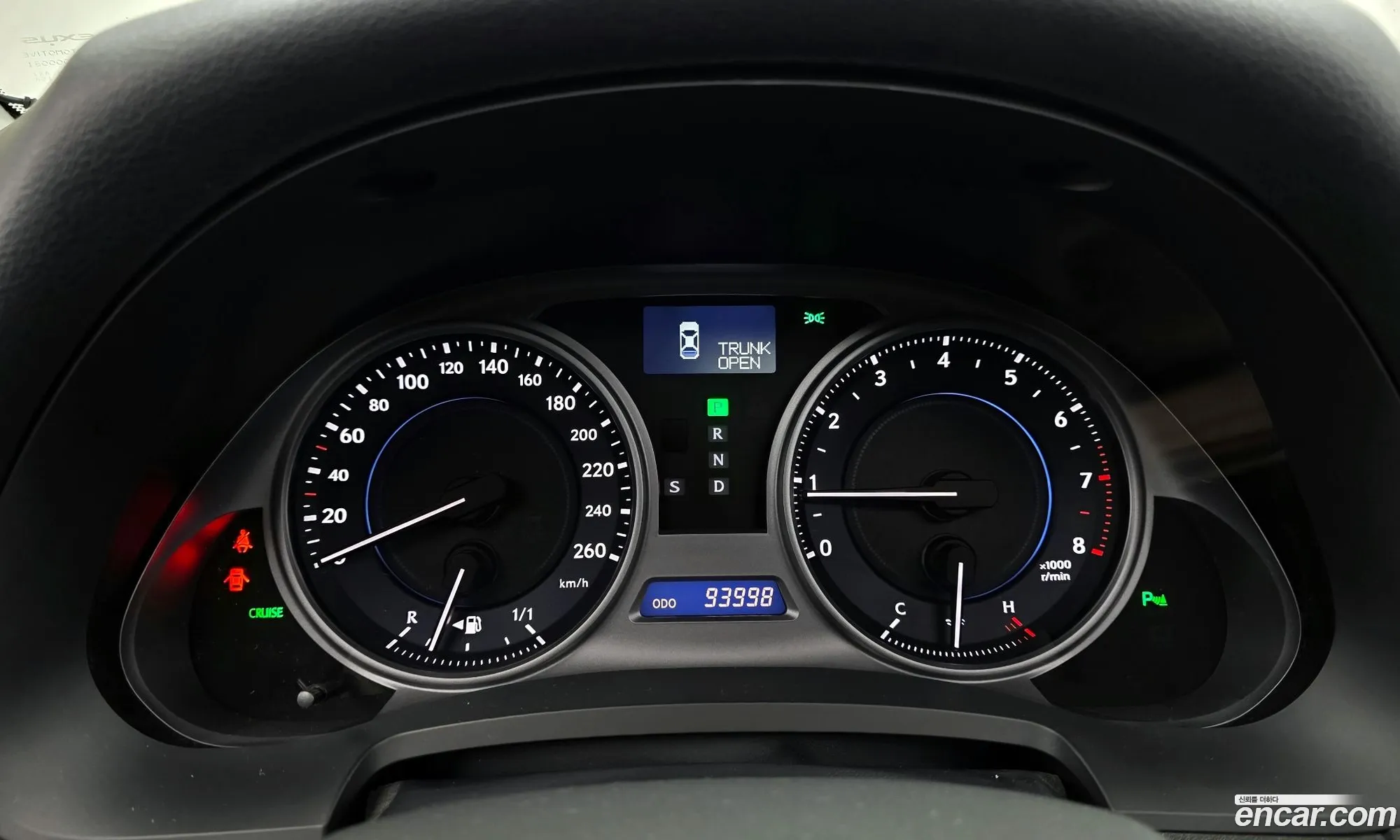 Lexus IS250 2010 — 11